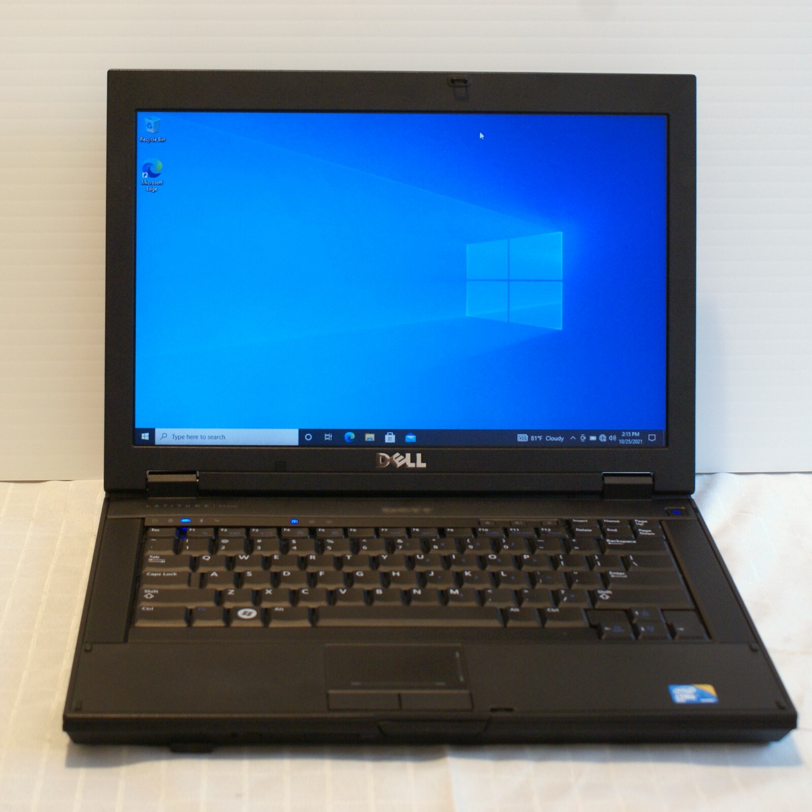 Dell Latitude E5400 Intel C2D P-8400 2.26Ghz 4GB 250GB Windows 10 Pro Ac Adapter