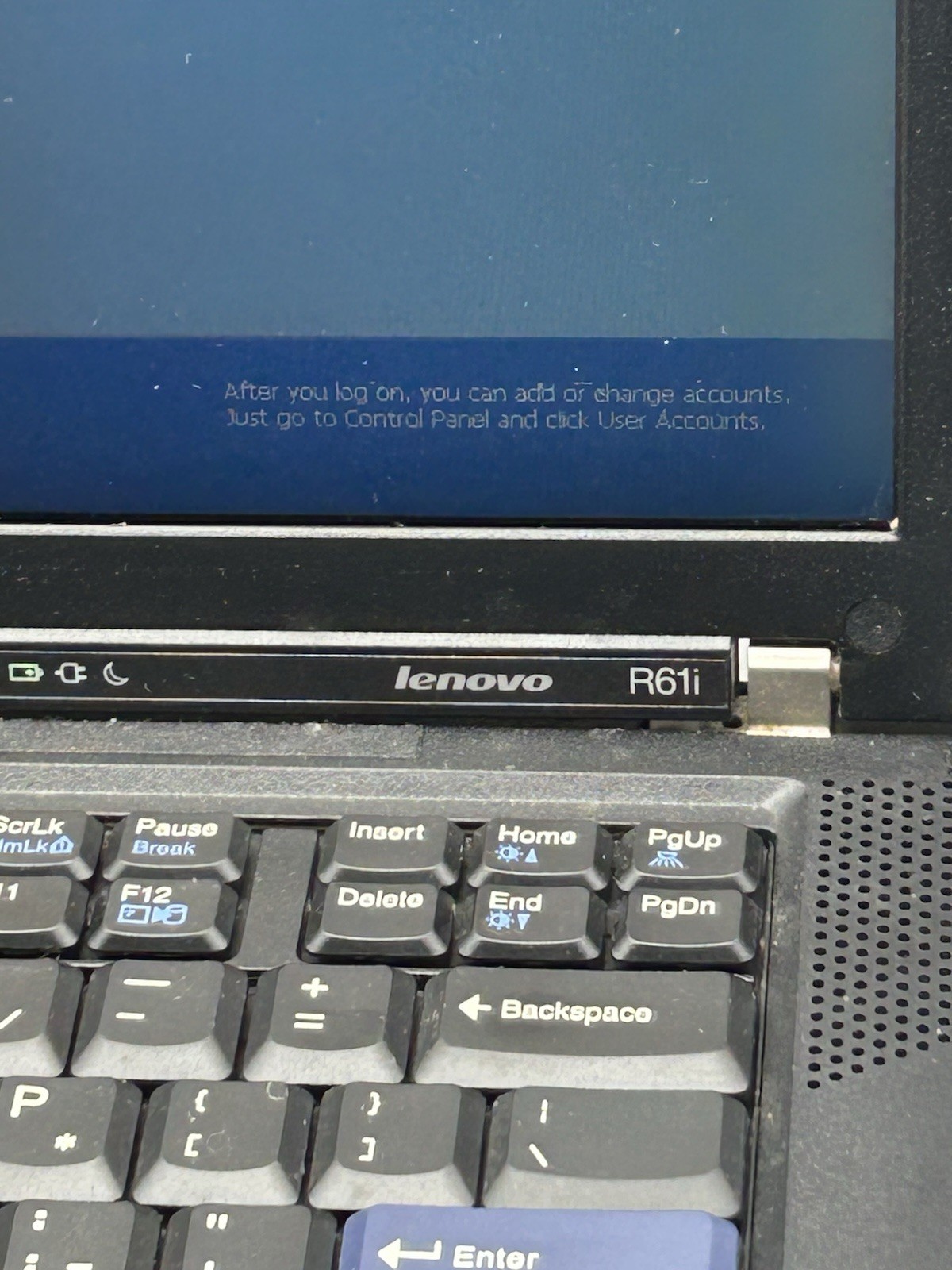 Lenovo ThinkPad R61i Tested Working Vintage “Needs To Be Factory Reset”
