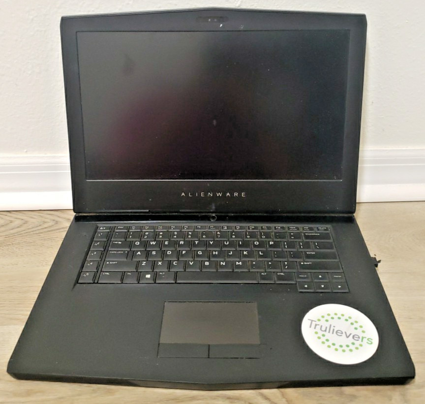 ALIENWARE 15 R3 GAMING LAPTOP i7-7700HQ 2.80GHz 8GB RAM GTX 1060 256GB-512GB