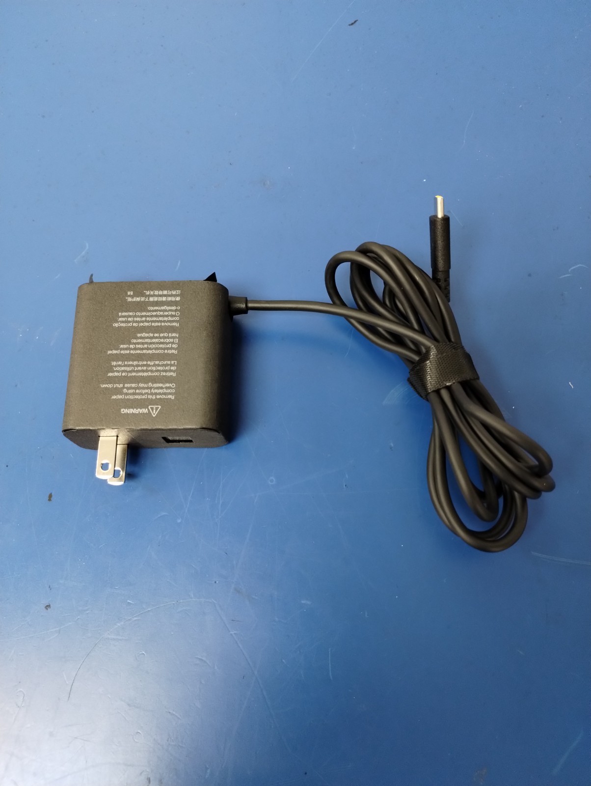 Lenovo Slim 7 14ILL10, Intel Core Ultra 7, 2.20 GHz, 32 GB RAM, 1 TB NVMe SSD