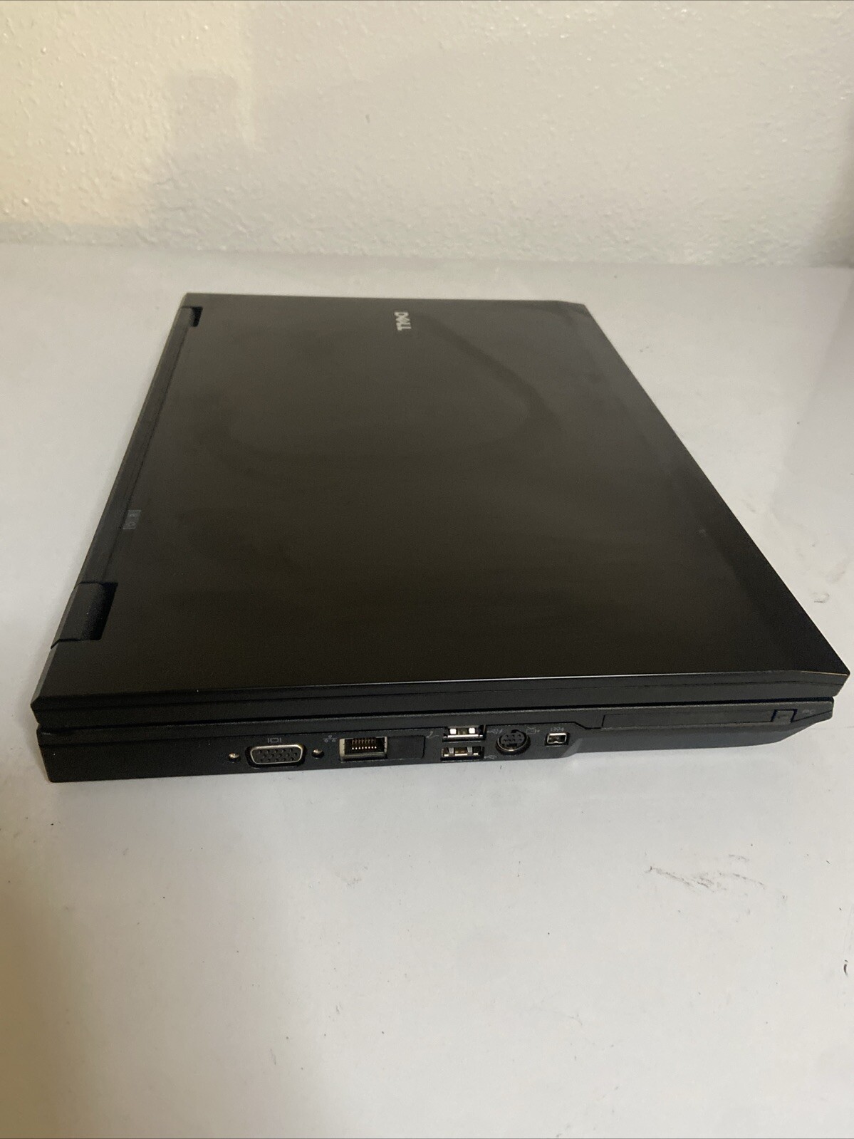 Dell Latitude E5400 Laptop Core 2 Duo CPU, 320 HD 3GB RAM Windows 10 Pro