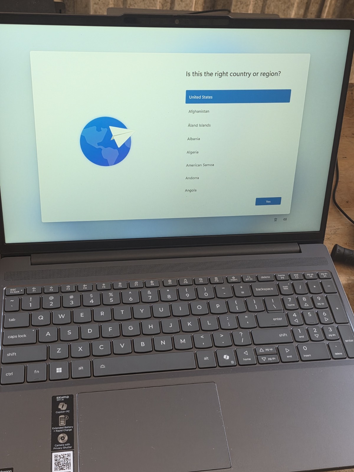 Lenovo IdeaPad Slim 3x 15Q8X10 15.3″ WUXGA Touch Snapdragon X 16GB 1TB 6bbl B Wh