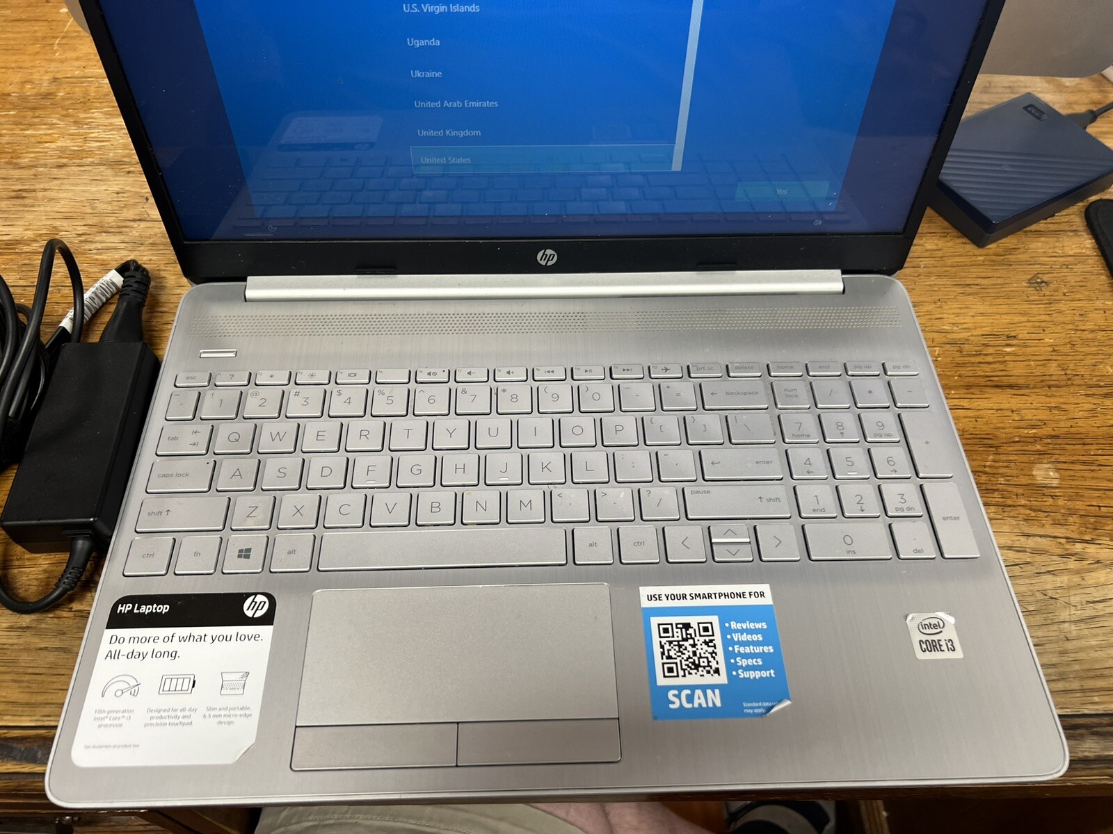 HP 15-dw2048nr 15 inch (1TB, Intel Core i3 10th Gen., 1.20GHz, 8GB)…