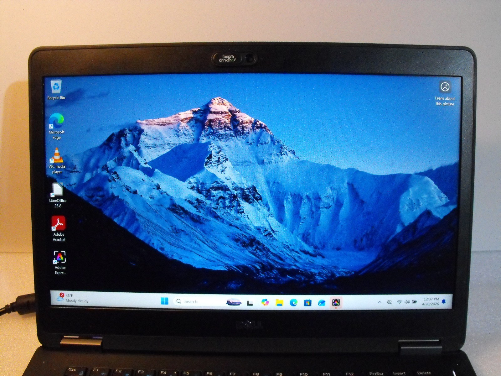 Dell Latitude E7470 14″ Intel Core i5-6300U 2.40GHz, 8GB 256GB SSD Win 11 Pro