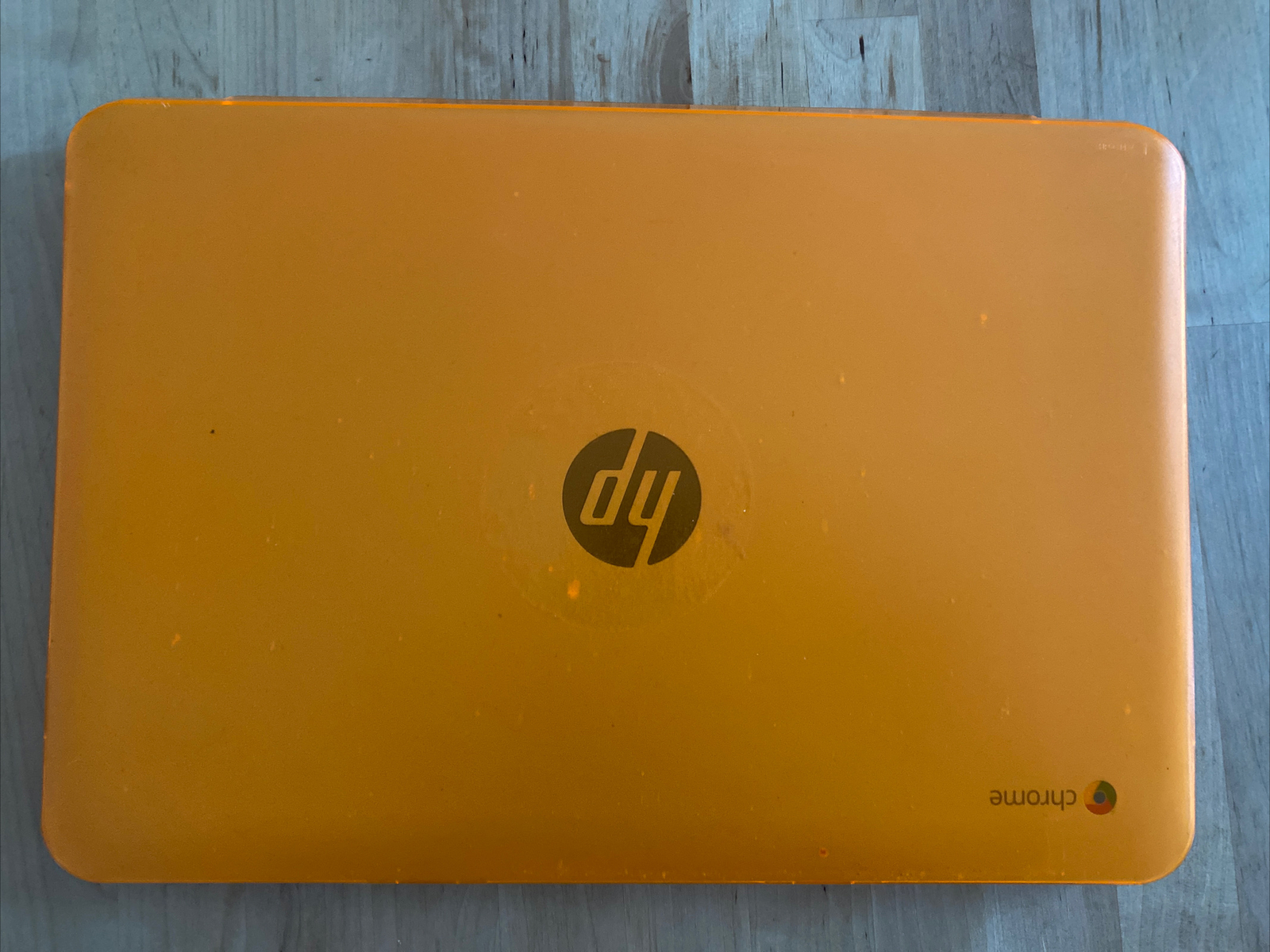HP Chromebook Intel Celeron N2840 4 GB RAM 16 GB SSD AK050NR with Case