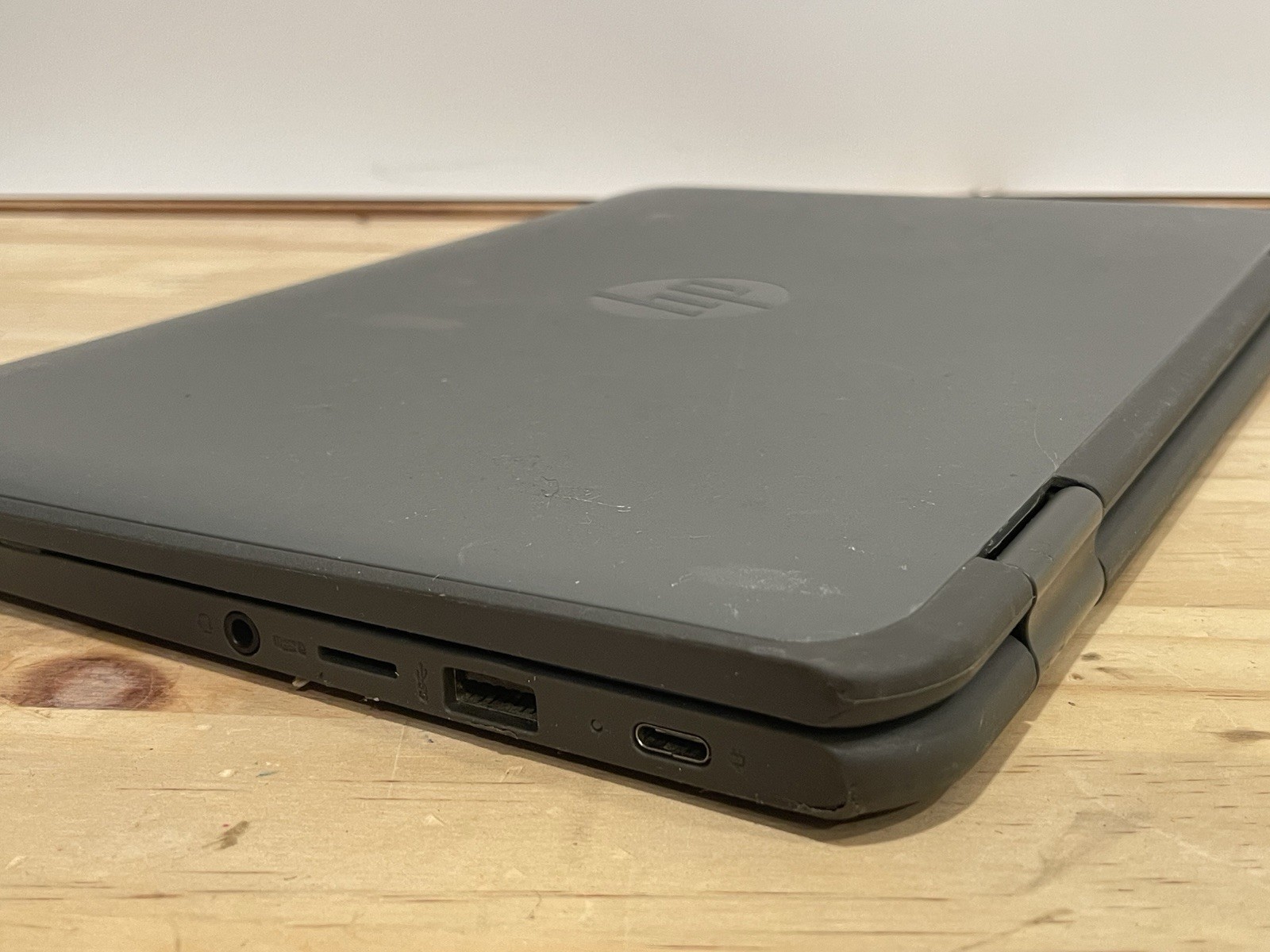 HP Chromebook x360 11 G1 EE Touch 11.6” Celeron N3350 4GB 32GB ChromeOS -Grade C