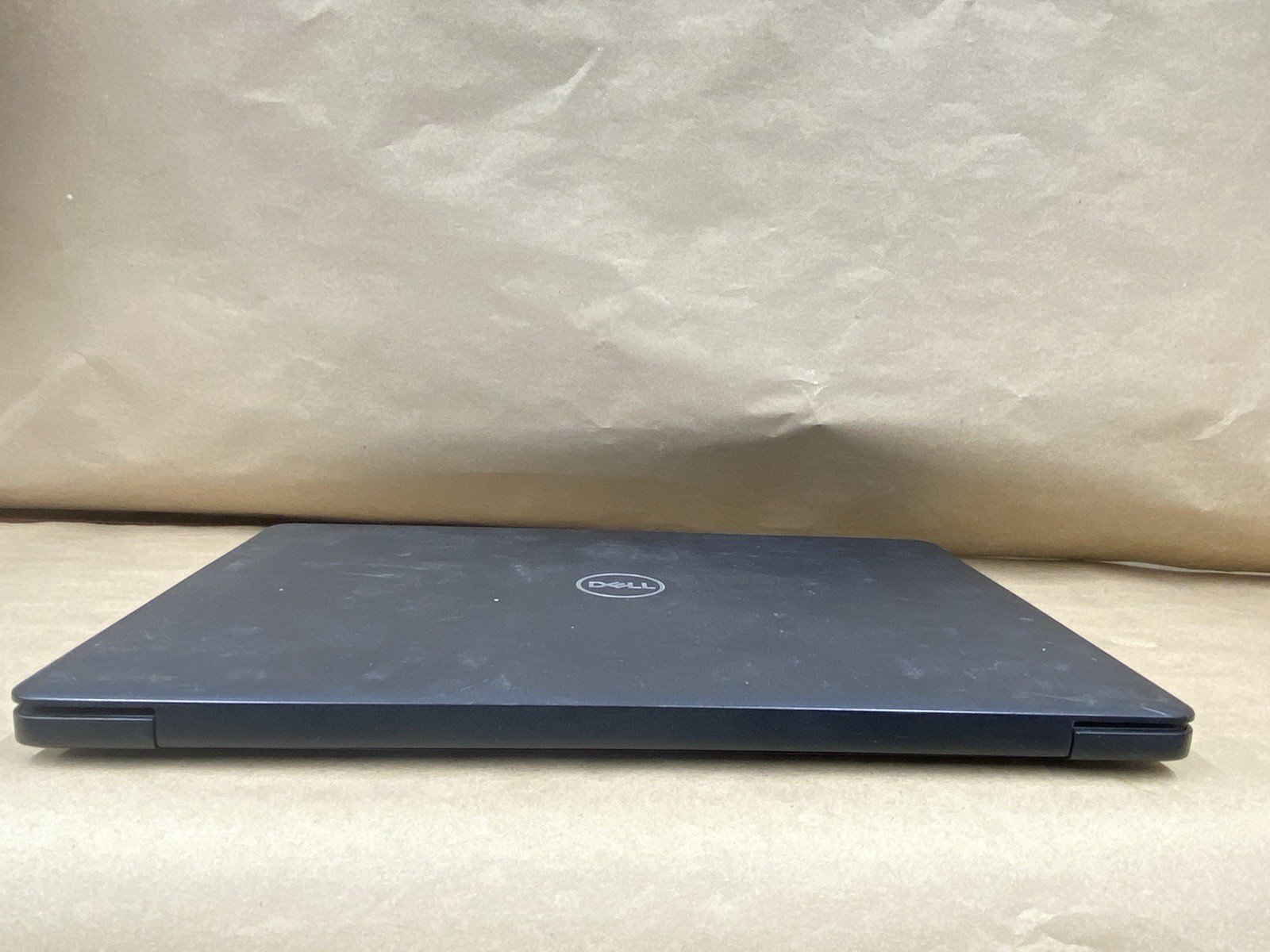 Dell Latitude 3590 – 15.5″ HD – i5-8250U – 8GB – 256GB SSD – Win 10 Pro – READ