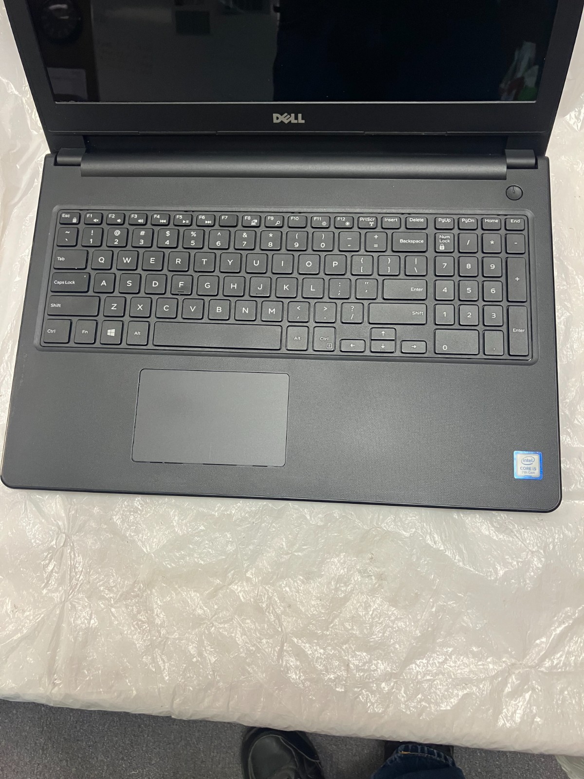 Dell Inspiron 15-3567 Intel Core i5 7th gen No HD 8gb RAM FOR PARTS