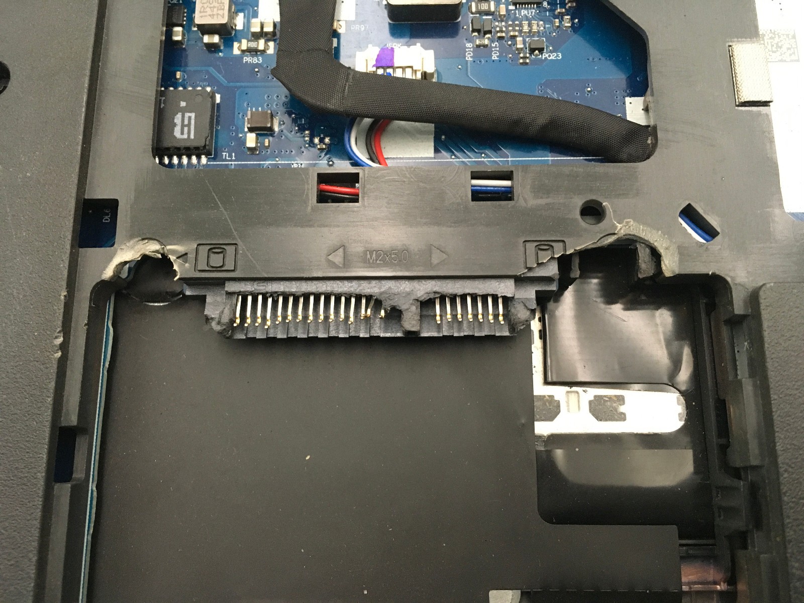 LENOVO THINKPAD E450 – FOR PARTS/NO POWER – INTEL I5 4TH GEN – NO RAM – READ -BB