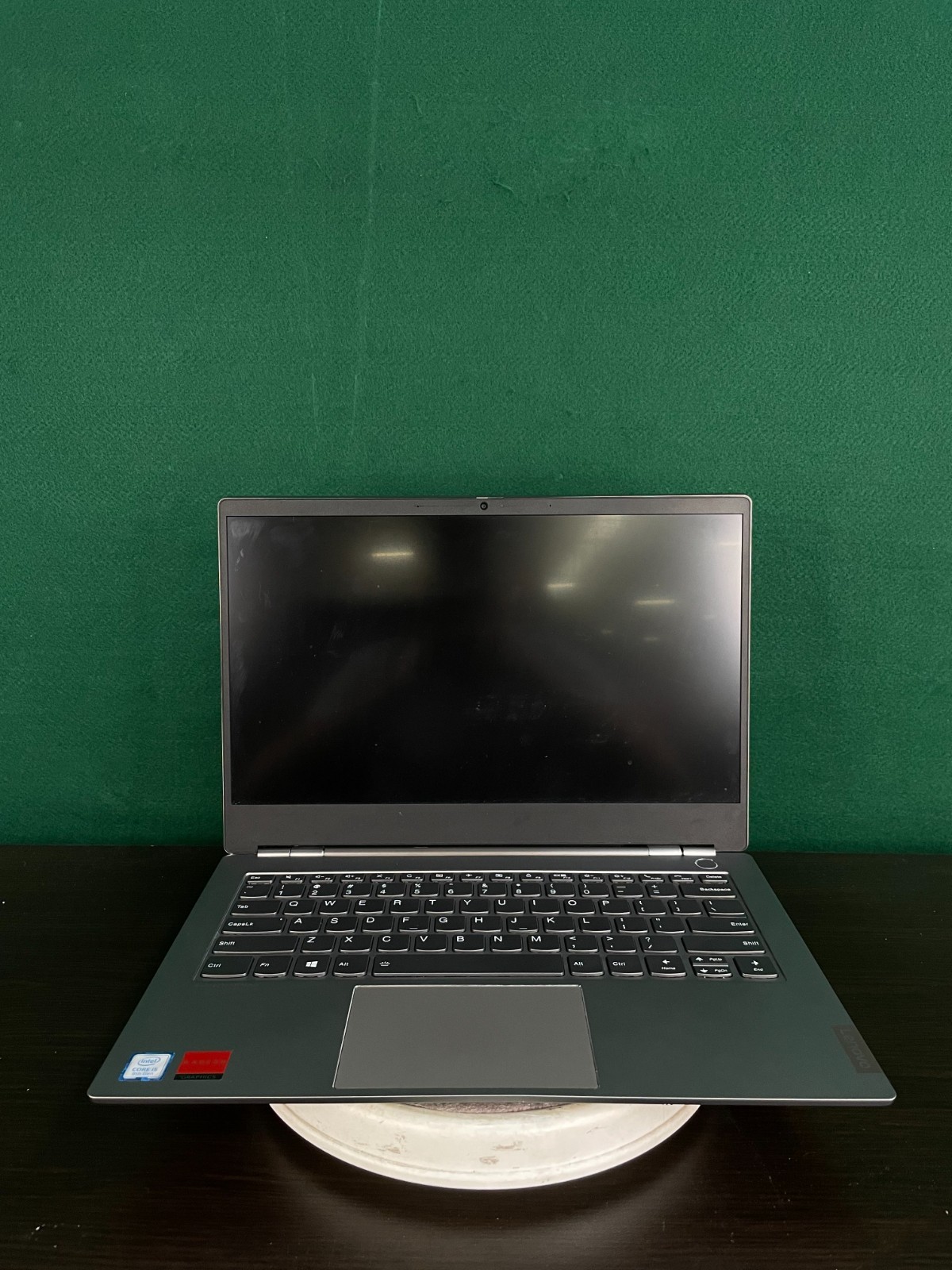 Lenovo ThinkBook 14s-IWL 20RM 14″ i5-8265U 8GB RAM 125GB SSD Radeon 540X win 11
