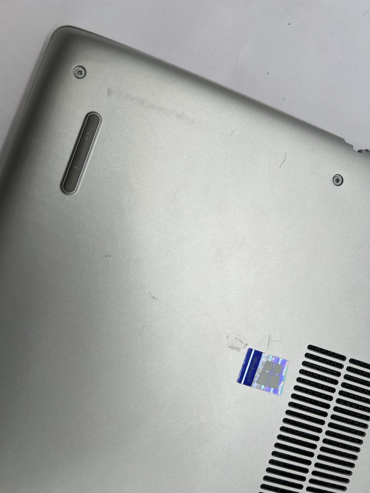 HP ProBook 650 G4, i5-8250U CPU, @ 1.60GHz, 8GB RAM-No HDD/OS/Charger