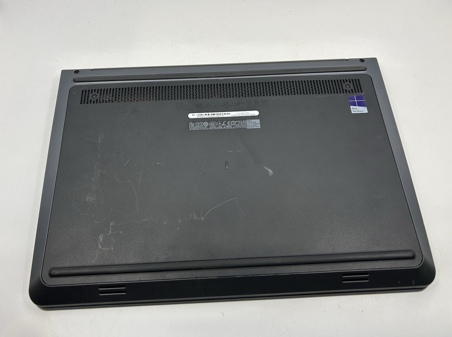 Dell Latitude 3450 i5-5200U 2.20GHz 4GB RAM – No HDD or OS