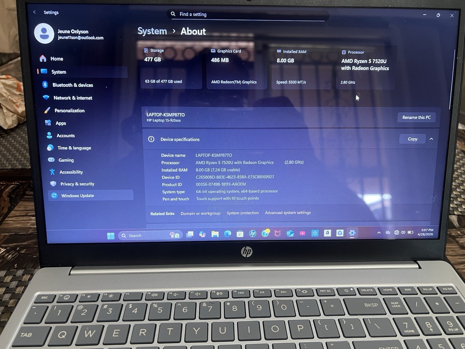 HP 15-fc0025dx 15.6″ AMD Ryzen 5 7520U 2.8 GHz 8GB RAM 512GB SSD W11H Laptop, SL