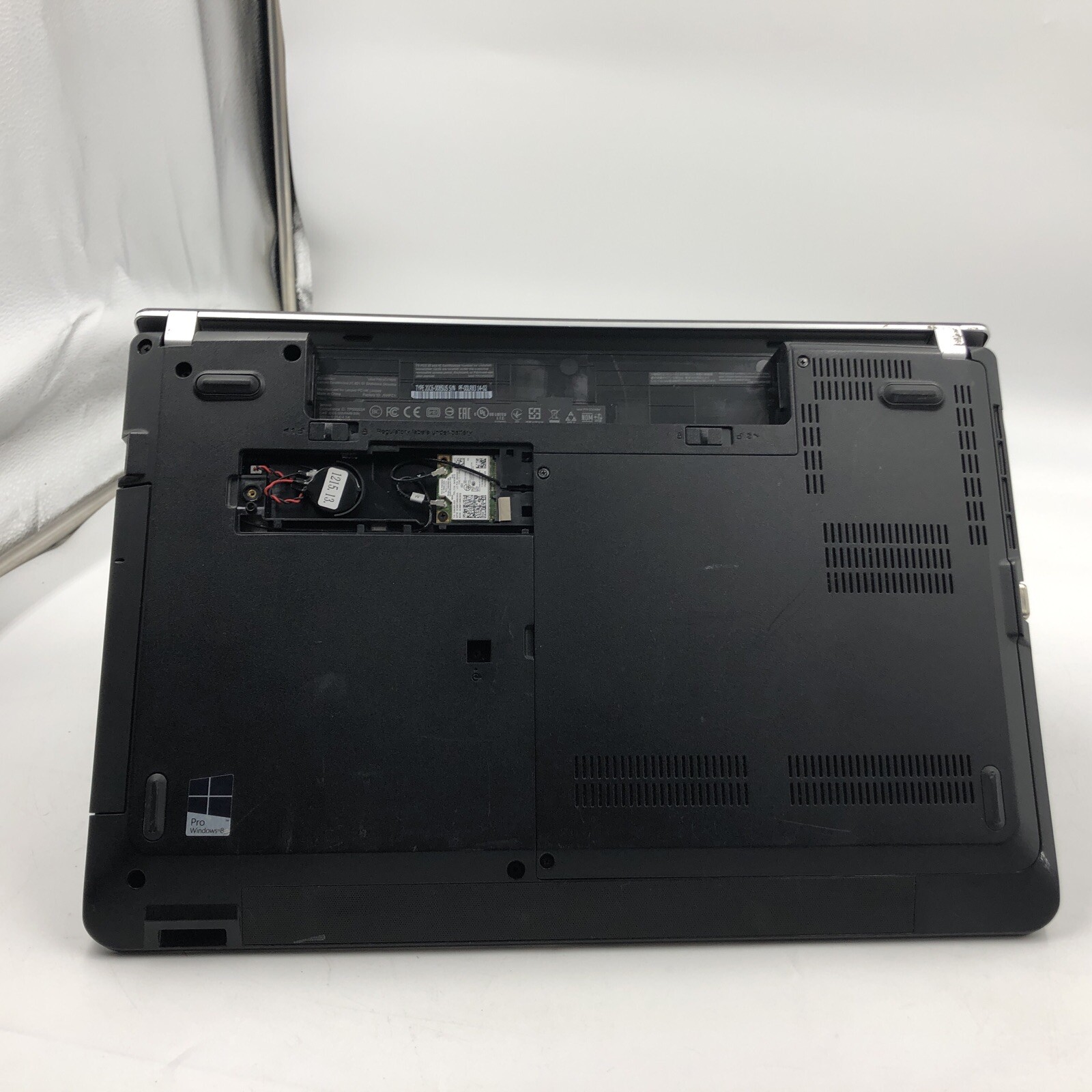 Lenovo ThinkCentre E540 Laptop Unknown CPU/HDD/OS 4GB No Battery (PARTS)