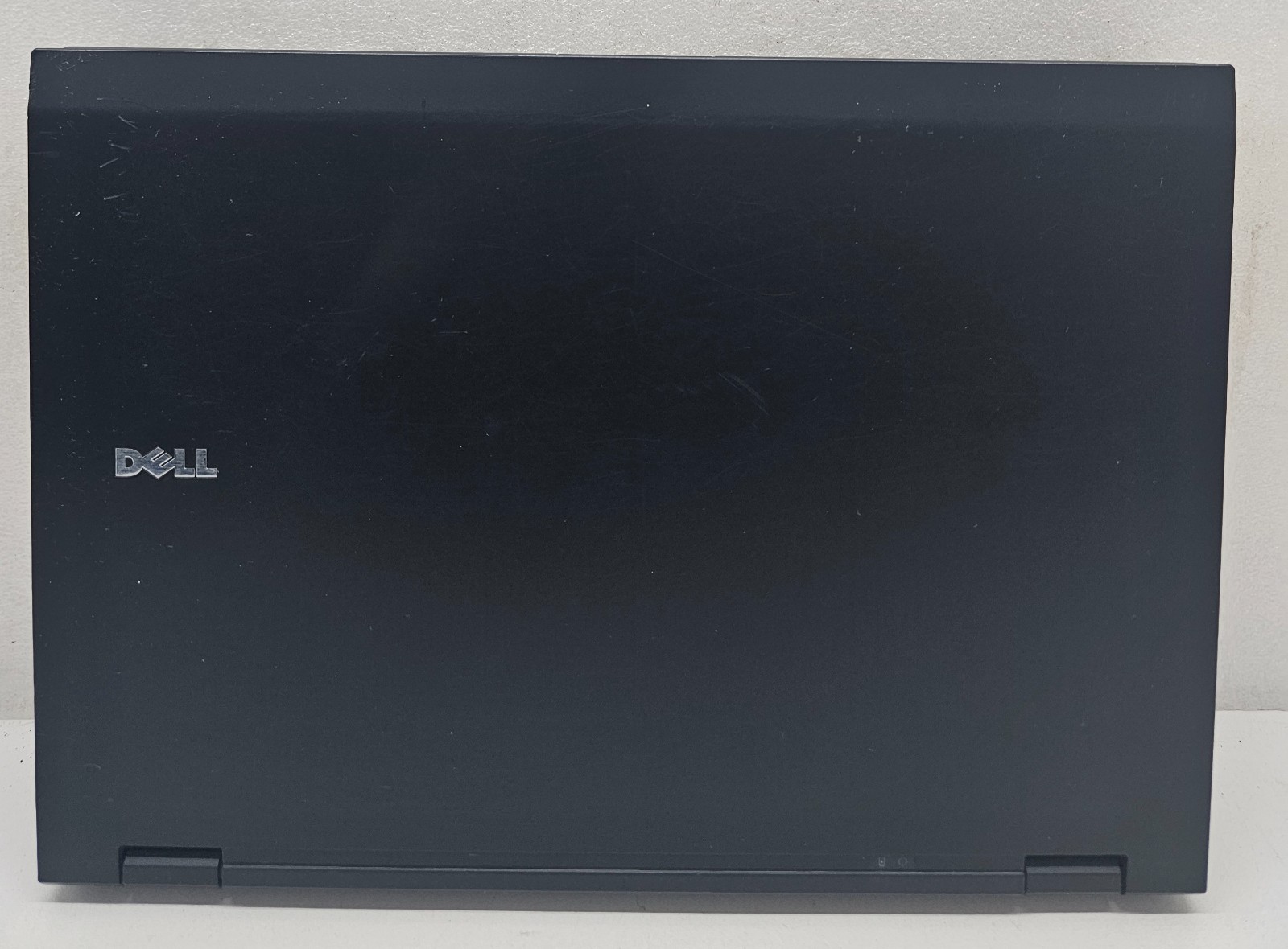 Dell Latitude E5400 14″ Laptop Core 2 Duo P8400 2GB Ram NO HD/OS (FL)