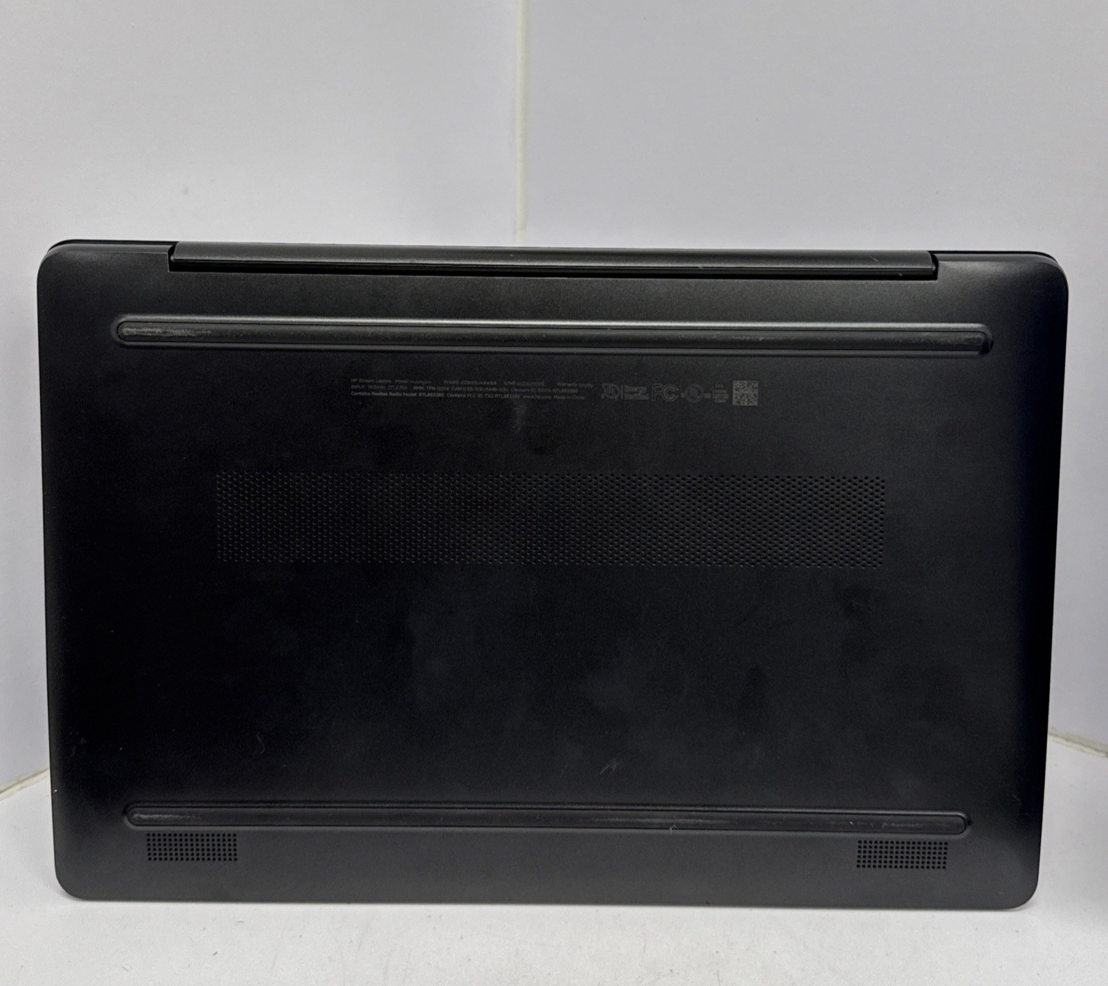 HP Stream 14-DS0020NR Laptop 14″ with Charger