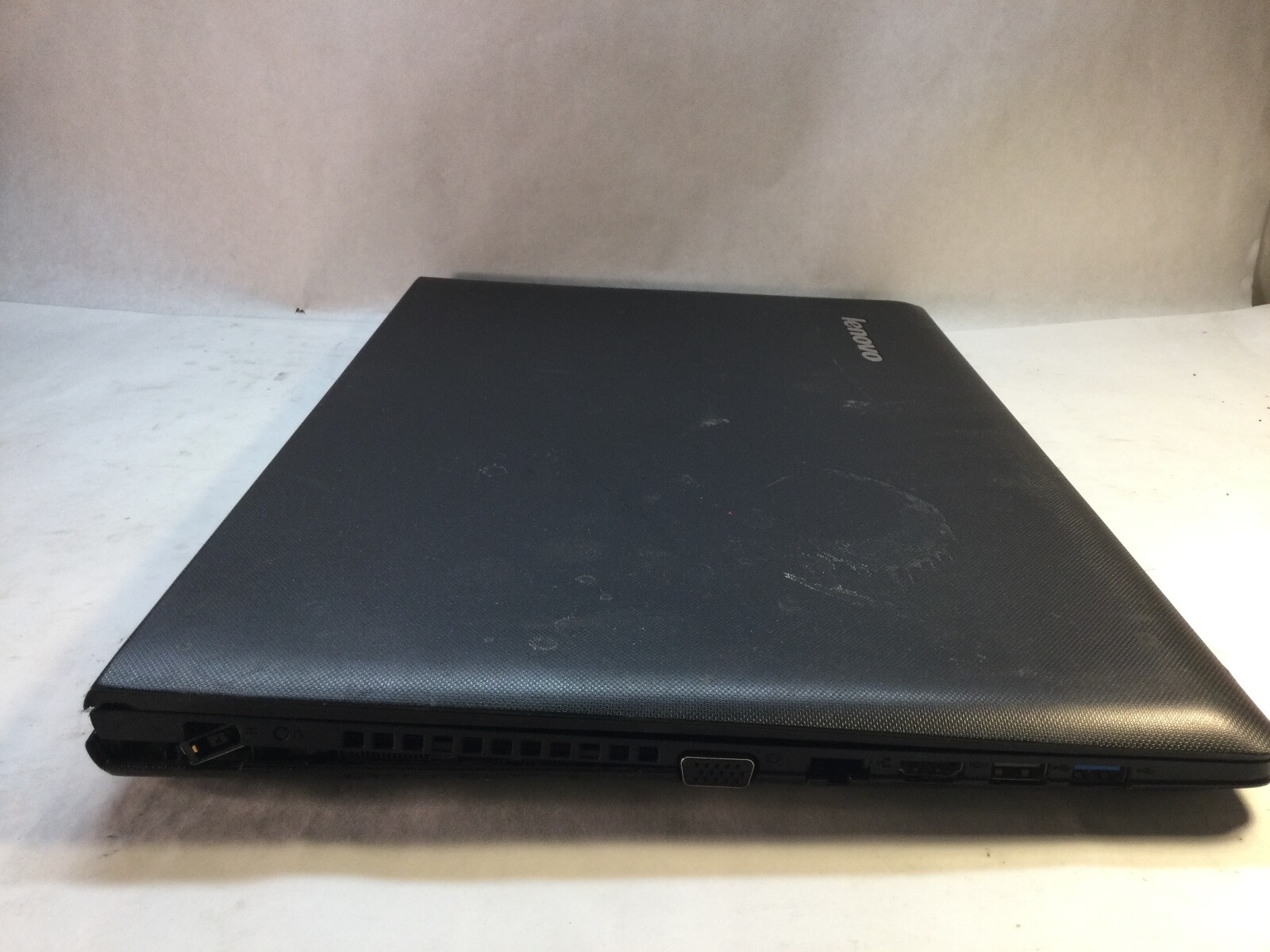 Lenovo G50-80 15.6″ Laptop Intel Core i3-3040U- BROKEN HINGE-MZ