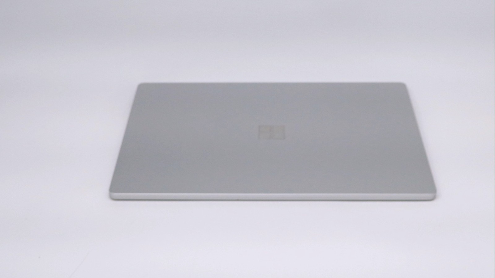 Microsoft Surface Laptop 3 15″ i7-1065g7 16GB 256GB – Fair READ DESC