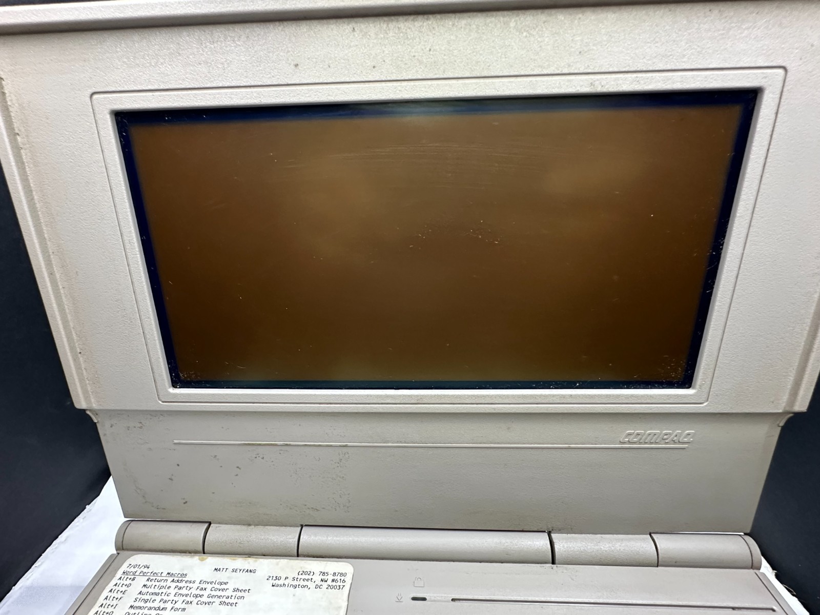 VINTAGE COMPAQ LTE/286 LAPTOP W/ AC ADAPTER, STRICTLY AS IS FOR PARTS/REPAIR!