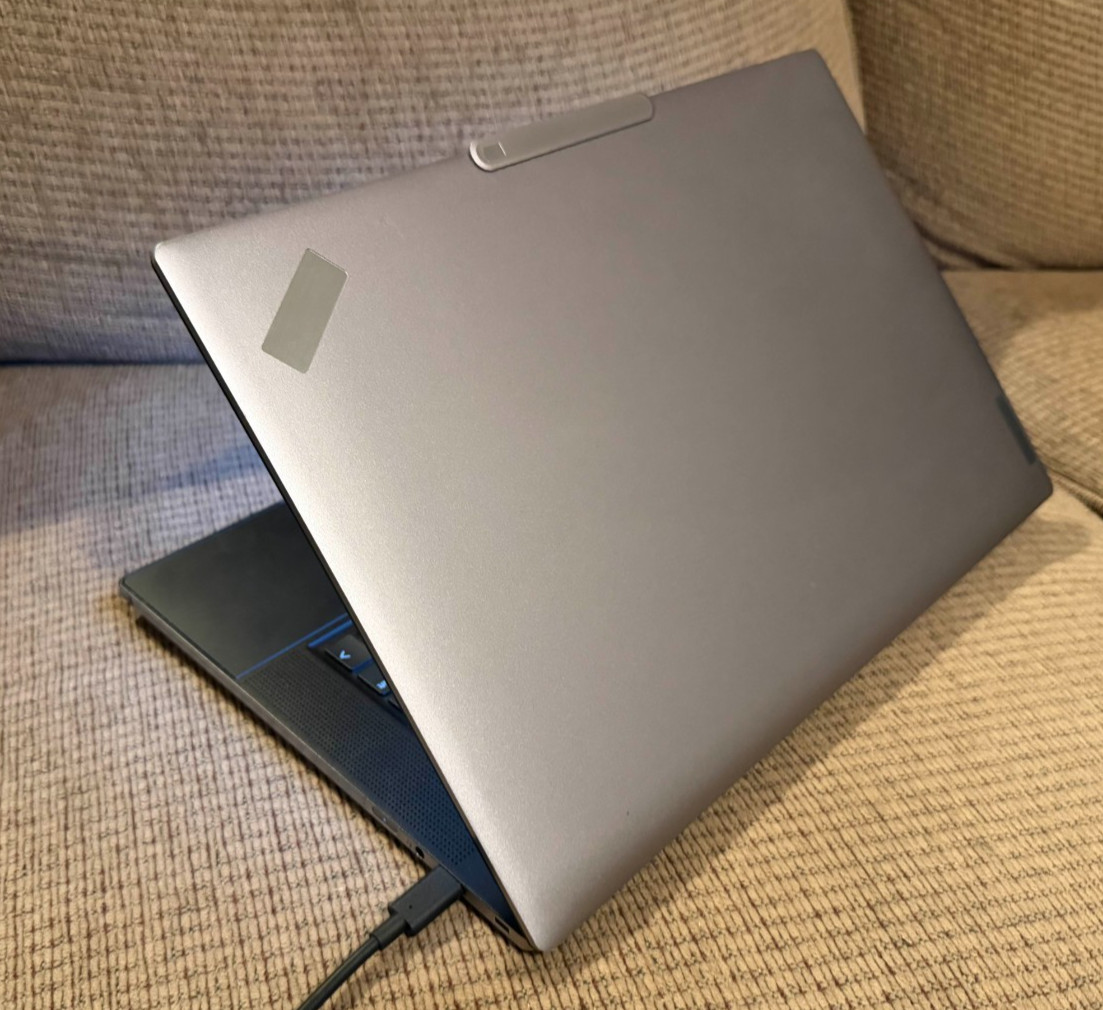 Lenovo ThinkPad Z16 PROTOTYPE “Gen 3” – Strix Point (SomaliPlus_STX) UNRELEASED