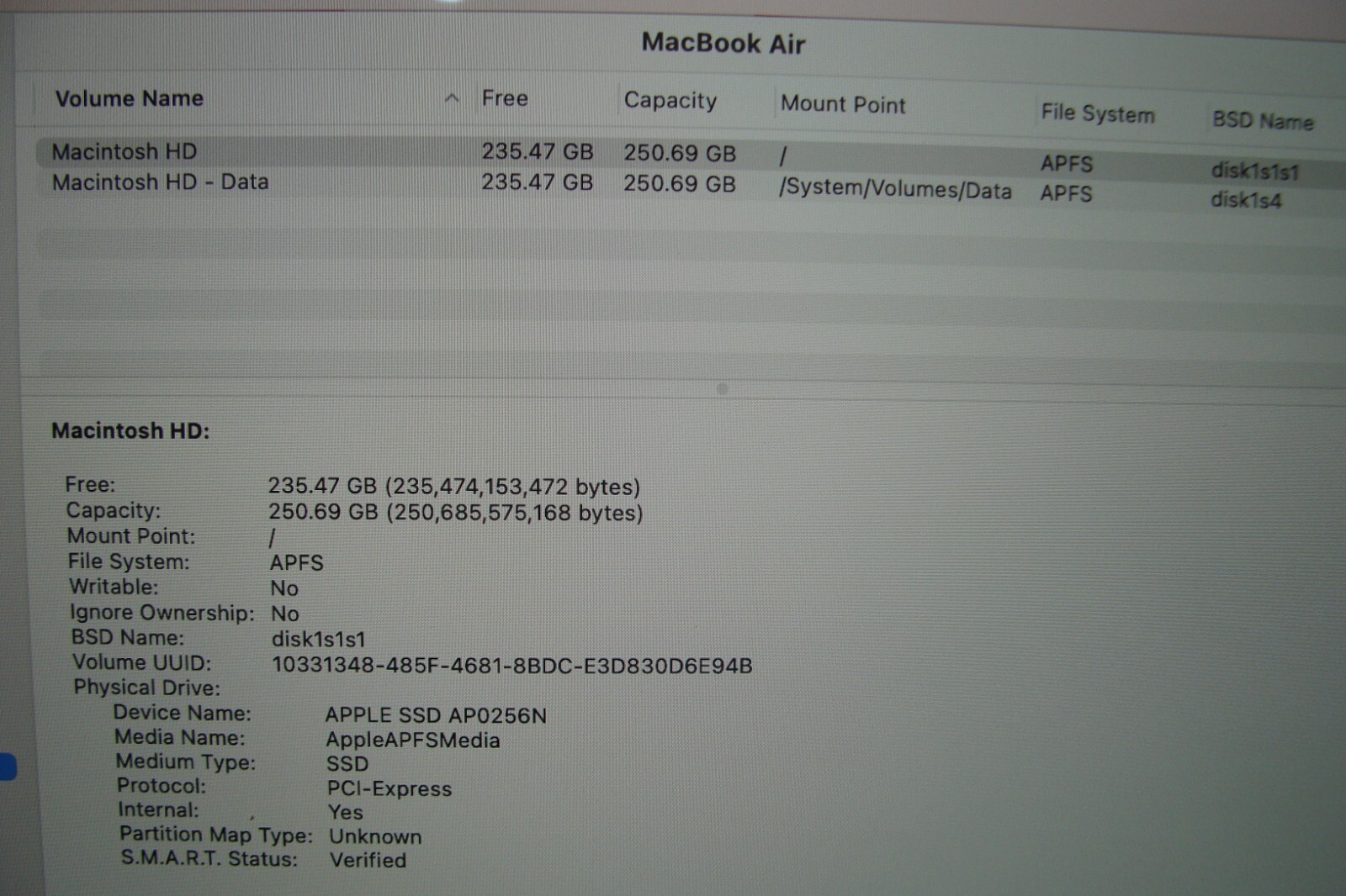 Apple MacBook Air 13″ A2179/BTO (2020) i7-1060NG7 1.2GHz 16GB 256GB OS Ventura