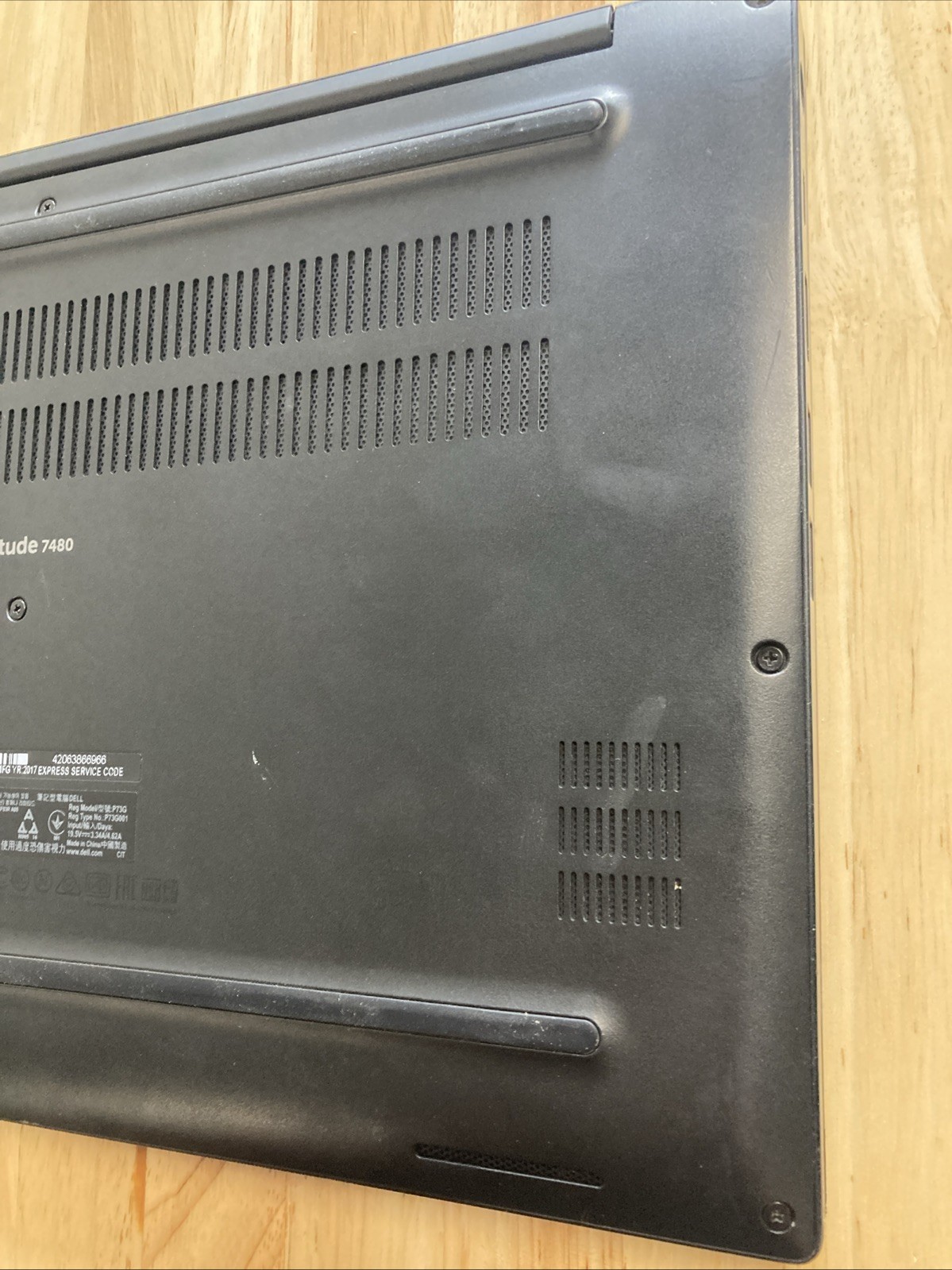 DELL LATITUDE E7480 i7-7600U @2.80 GHz, 16 GB RAM, NO HDD No Battery #1006
