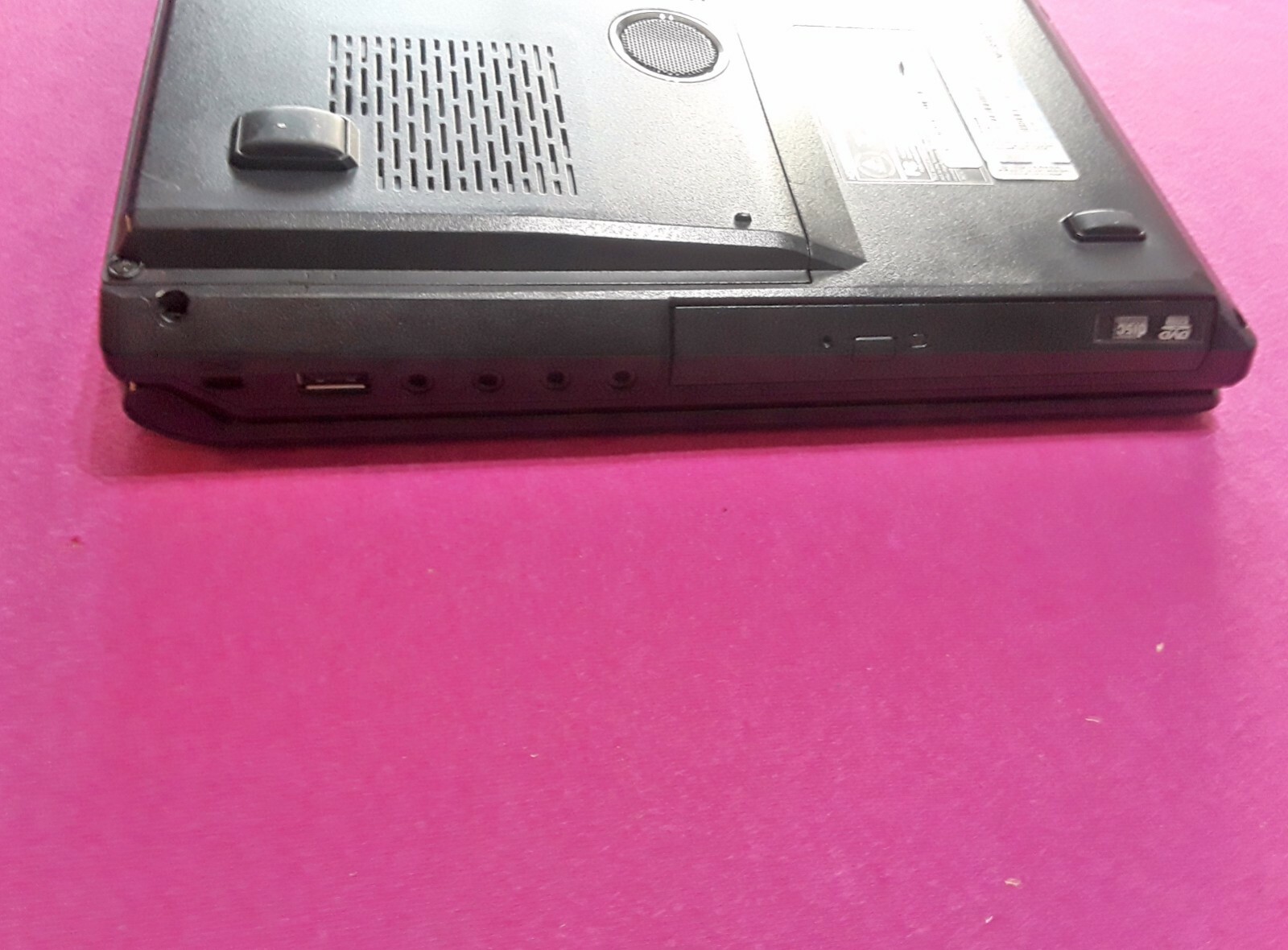 Sager Clevo P151EM1 laptop I7-3740qm 2.7-3.7Ghz 16GB 512GB NVIDIA Quadro P3000