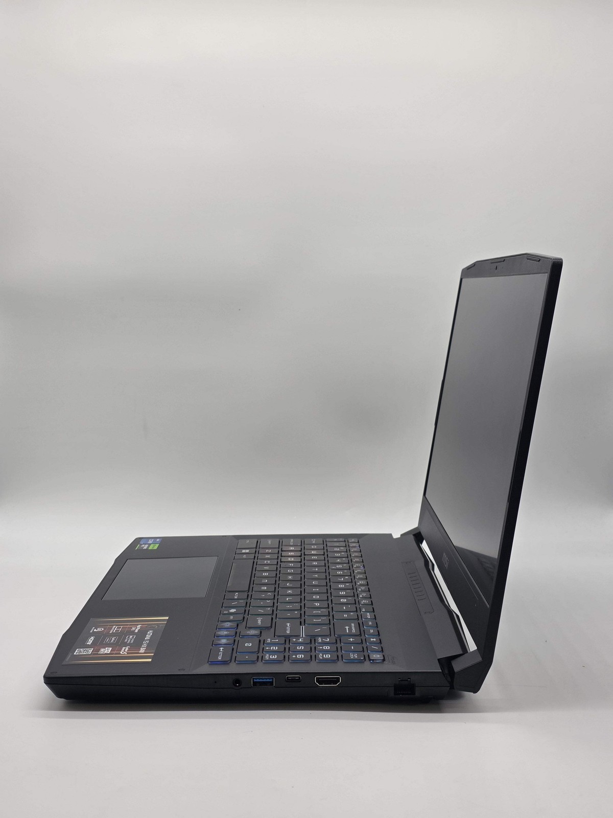 MSI Katana 15 HX B14WEK 15.6″ Core i7-14650HX 2.2GHz RTX 5050 16GB RAM 512GB SSD