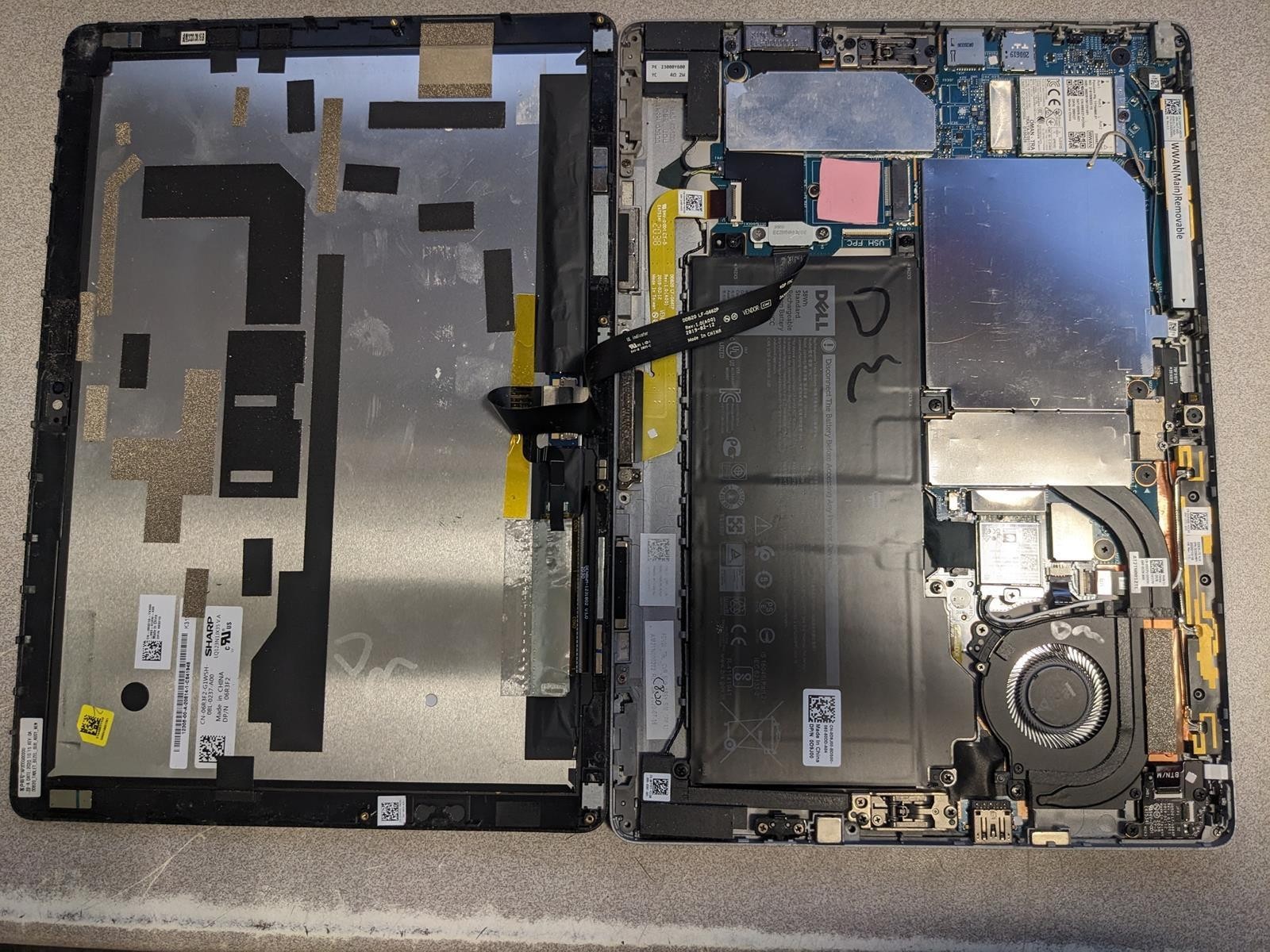 DELL LATITUDE 7210 2-IN-1 i5-10310U @ 1.70GHz, 8GB RAM, NO HDD/OS – (FOR PARTS)