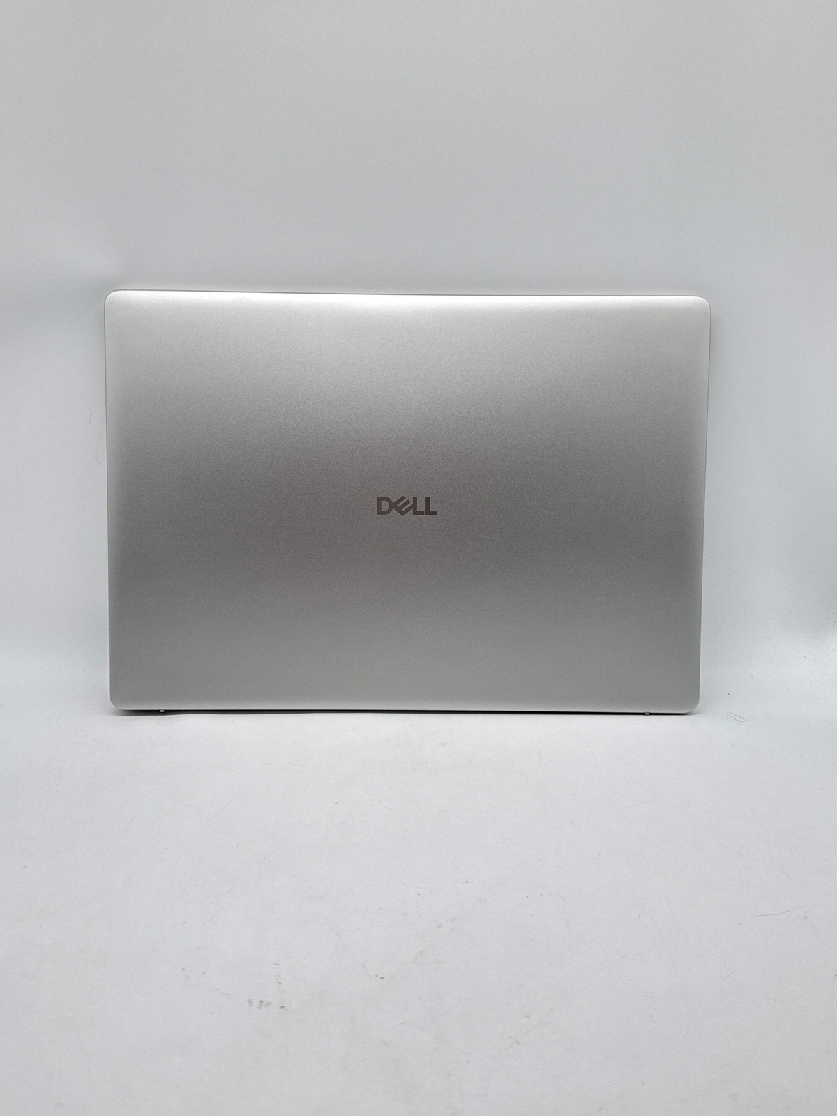 Dell 16 DC16251 16″ Intel Core 7 150U 32GB 1TB SSD – Used