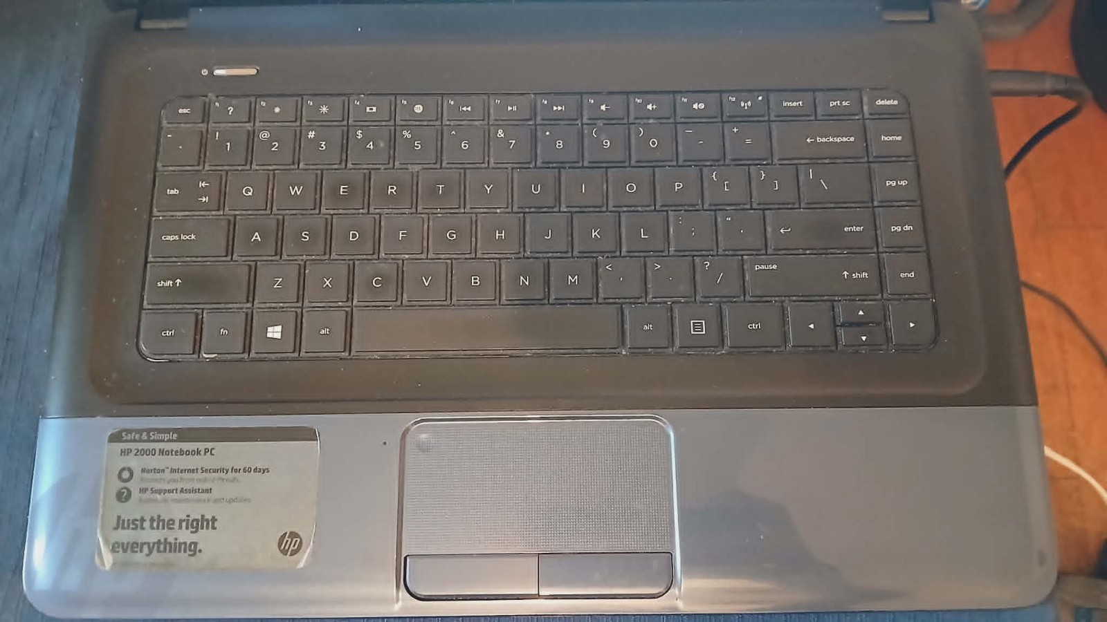HP 2000 Notebook Windows 7 Laptop