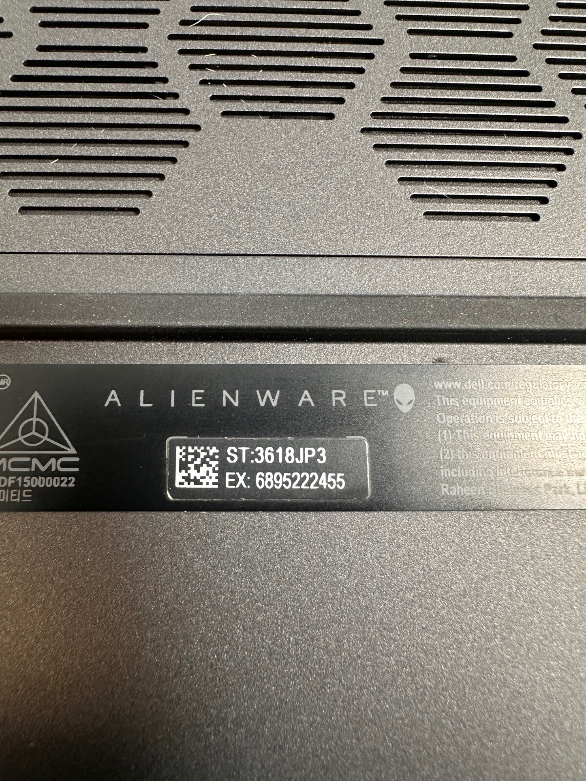 Dell Alienware 15.6″ FHD m15 Ryzen Edition R5 AMD Ryzen 7 8500U 8gb ram 256gb