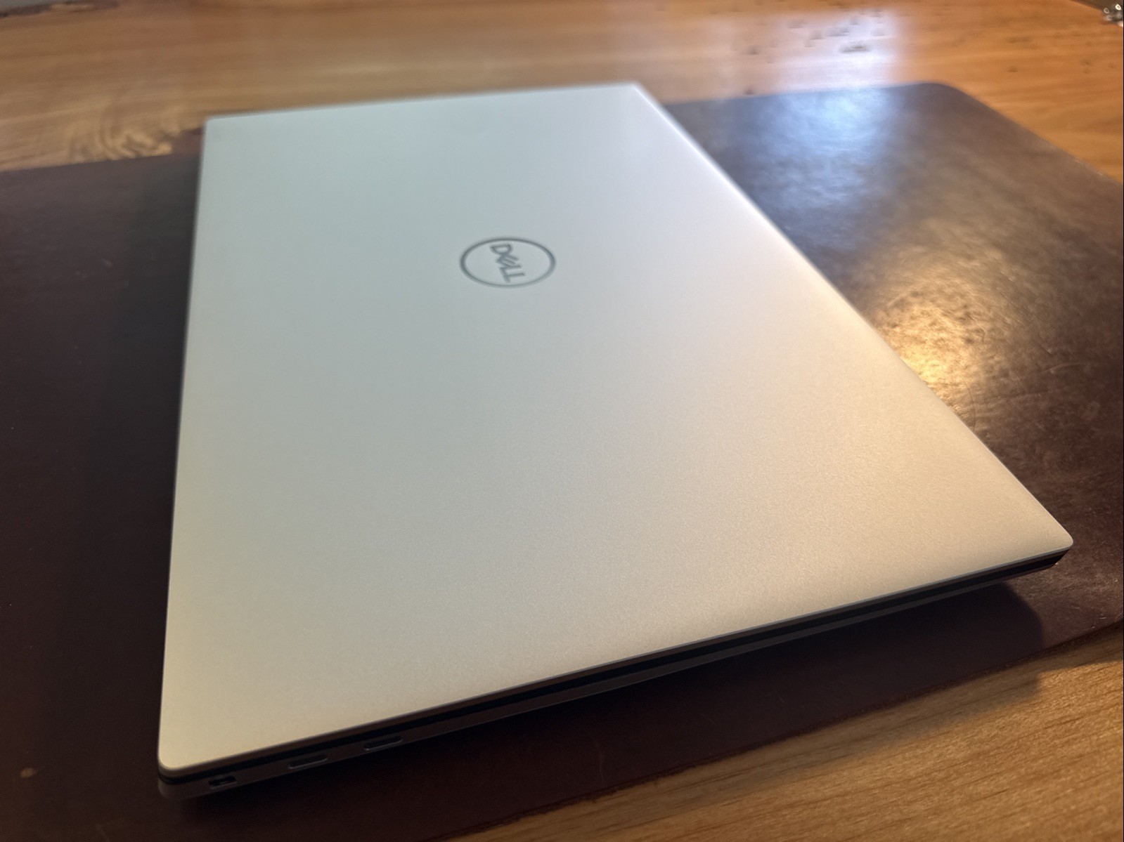 Dell XPS 15 9520 15.6in FHD+ i9-12900HK – 32GB RAM 51GB SSD Nvidia RTX 3050 Ti