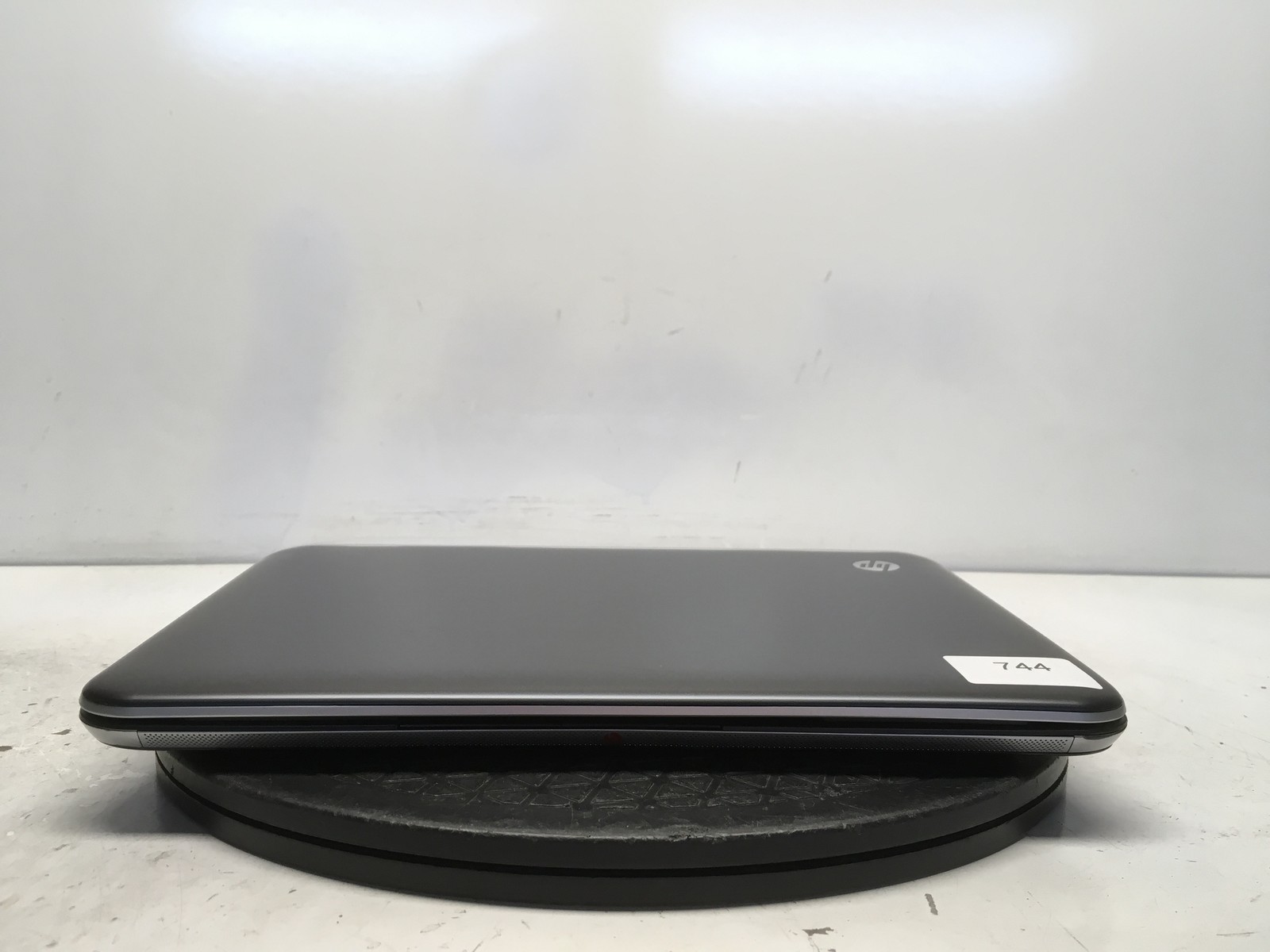 HP 3115M AMD E-300 1300MHz 4 GB NO HDD No Batt