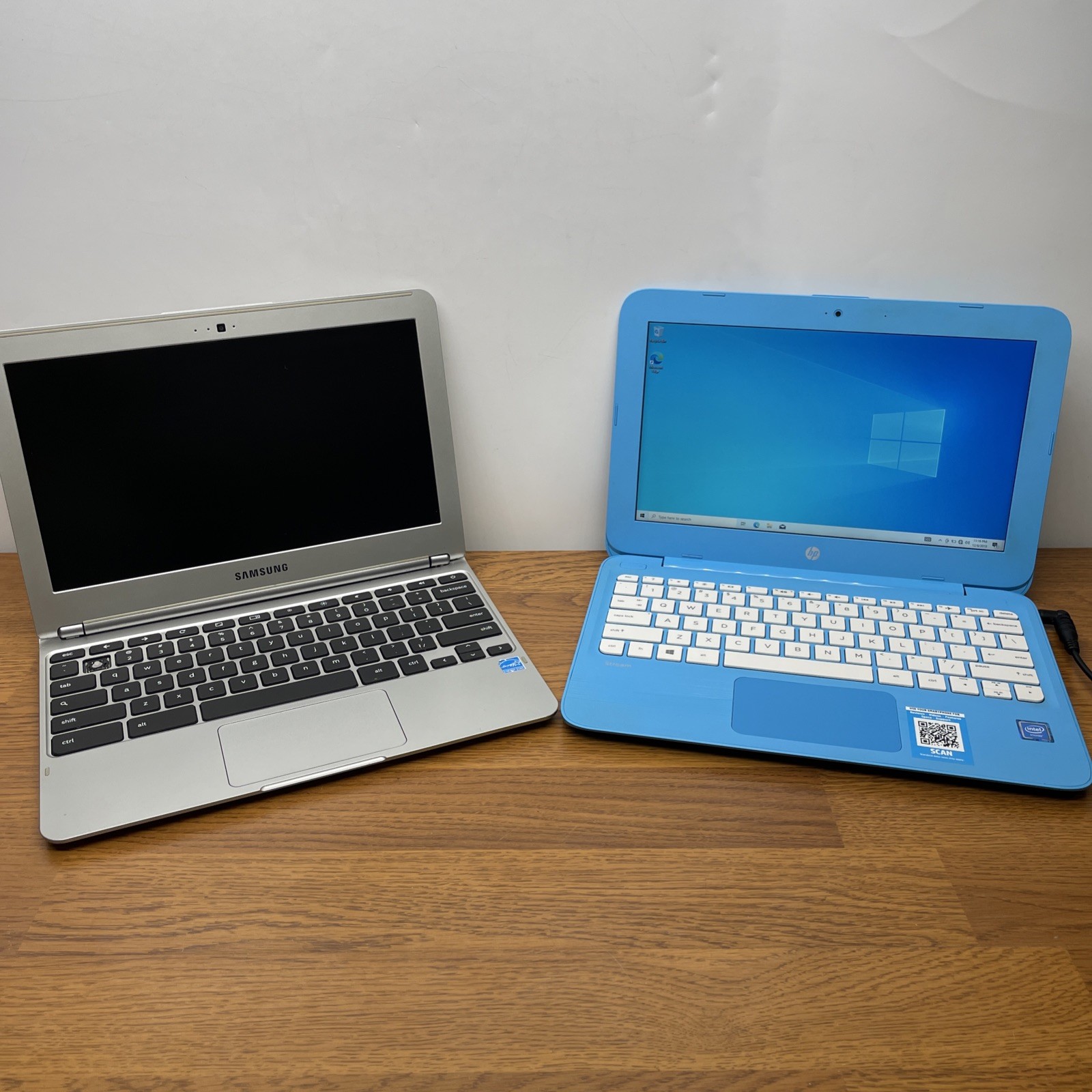 Lot of 2 Laptops HP Stream 11–y010nr & Samsung Chromebook XE303C12 For Parts