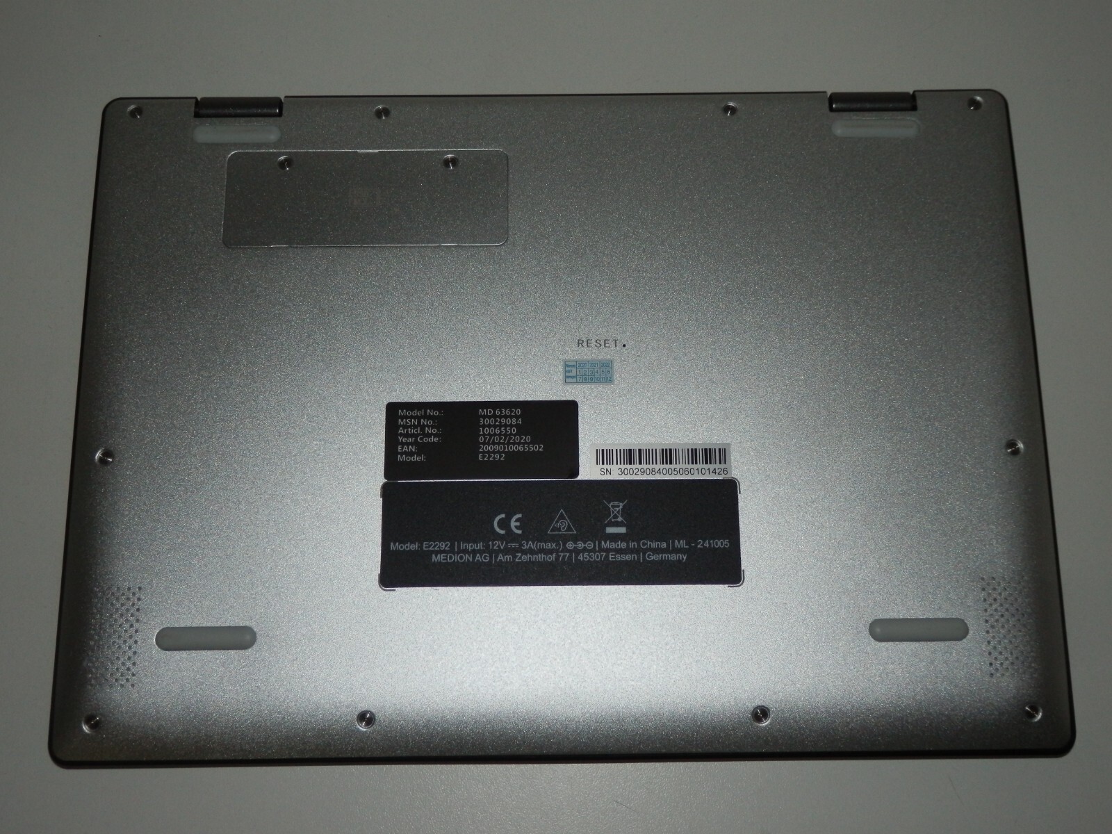 Medion E2292, Intel Celeron N4100, 4GB Ram, 128GB eMMc 11.6″ inch FHD, Intel UHD