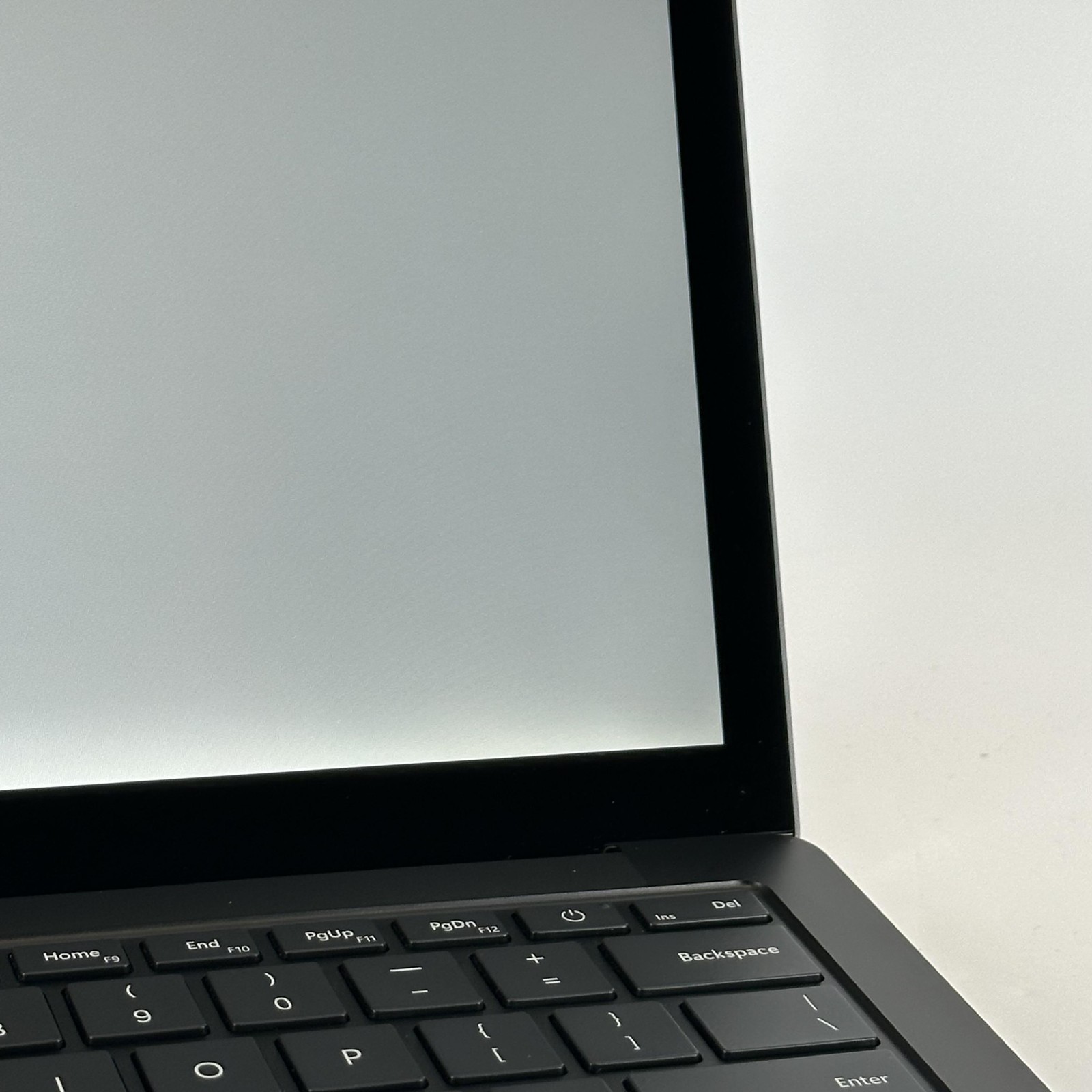 Microsoft Surface Laptop 5 13.5 2K TOUCH 2.7 GHz i7-1265U 16GB 512GB SSD Good