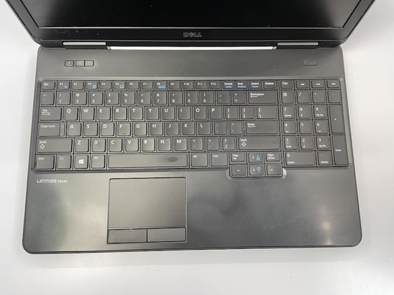 DELL LATITUDE E5540 Laptop w/ Intel Core i5-4300U 1.90 GHZ + 16 GB No HD/Battery