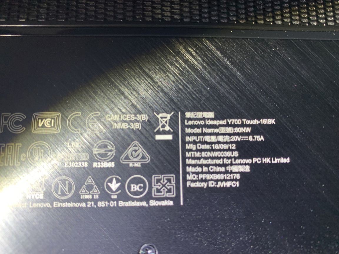 Lenovo Y700-15ISK 15.6 in Full Touch Intel Core 6700HQ NVIDIA Core i7 16GB RAM