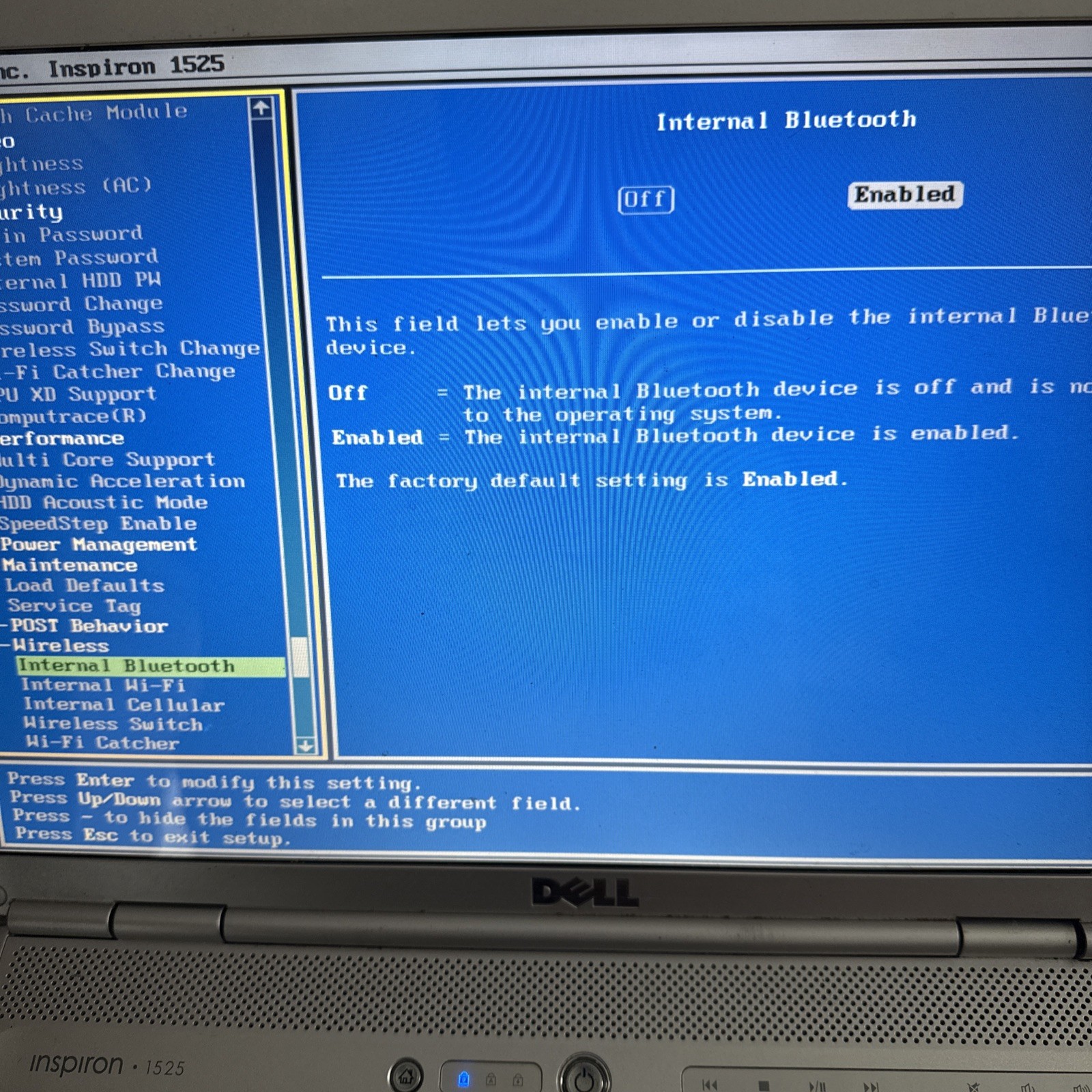 Dell Insprion 1525 intel Cpu 2.16ghz, 4gb ram, 120 HDD, Boot Bios, Batt, No OS