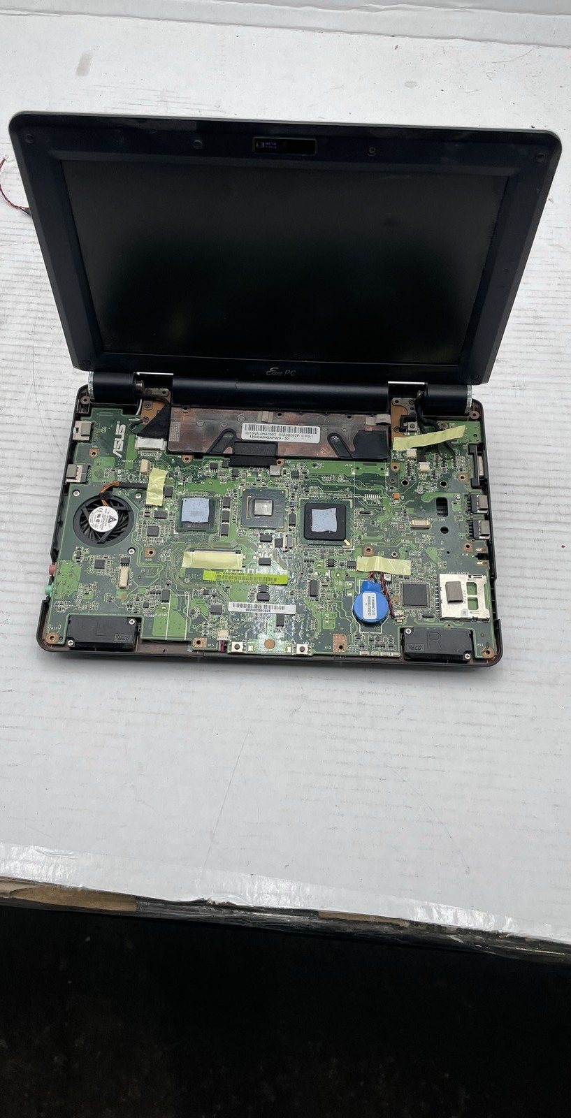 Asus Eee PC 1000HA Netbook Black For Parts or Repair Disassembled