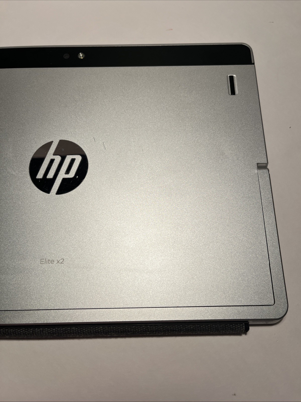 HP EliteX2 1012 G1 Intel M7-6Y75 8GB Ram 256GB SSD 12” 2 IN 1 – Read Description