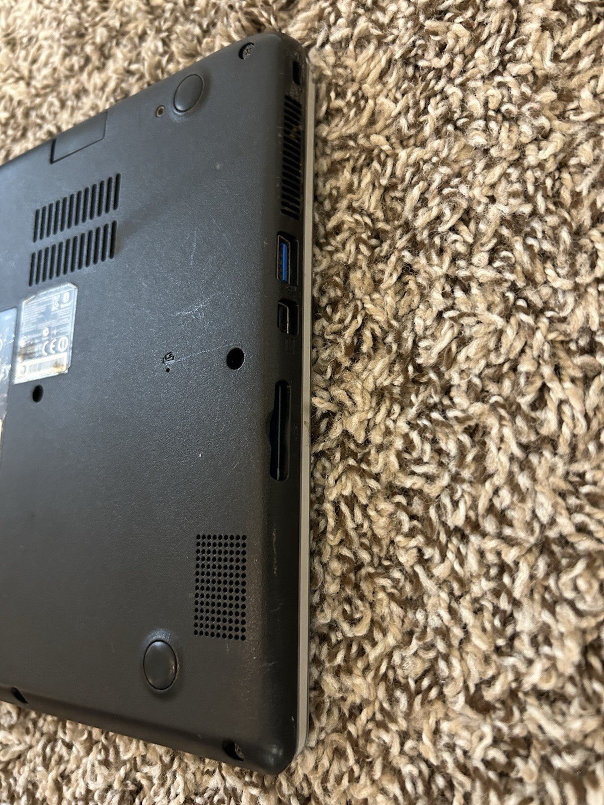 Acer Aspire V5 11.6″ Laptop AMD A4 Windows 8 Silver Built-in Webcam