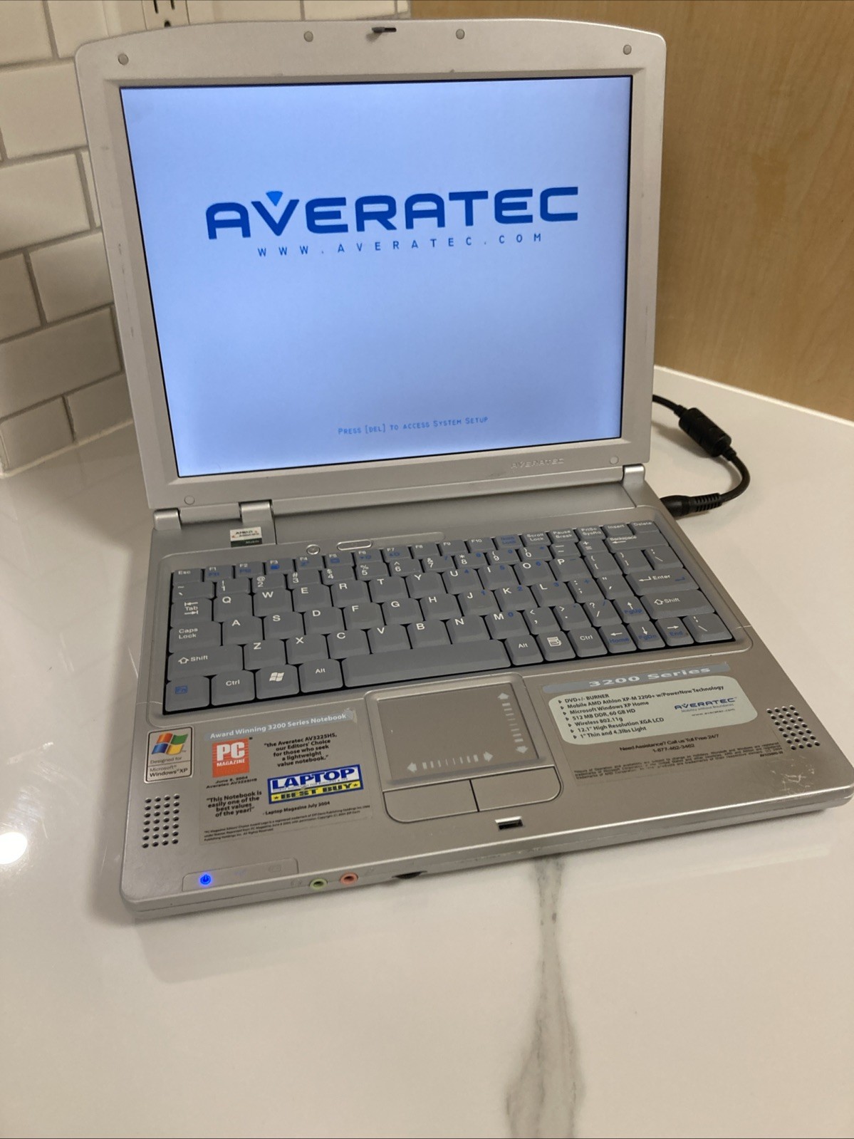💻 Averatec 3200 💾 AMD Athlon XP-M 2000+ 512MB RAM🔋Turns On | No HDD | Vintage