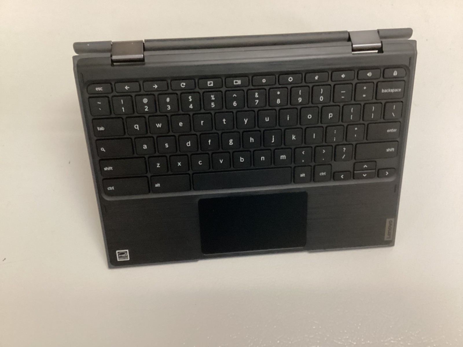 Lenovo 300e chromebook 2nd Gen MTK model 81QC 2 in 1 – 32GB – 11.6″