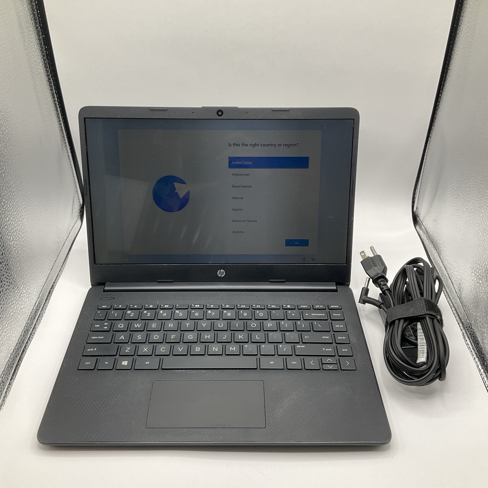 HP 14-fq0020nr 14″ Laptop 4GB RAM 64GB eMMC AMD 3020e Radeon @ 1.20GHz