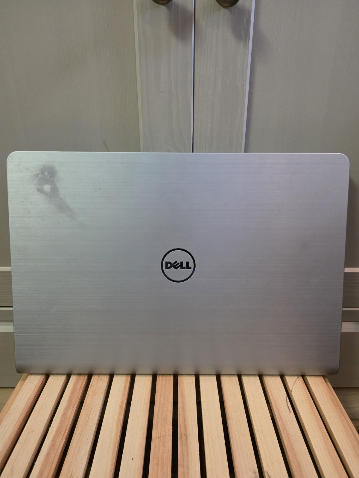 Dell Inspiron 5545 AMD A10-7300 Radeon R6 8gb ram 1 TB IDE Hd charger H417K22