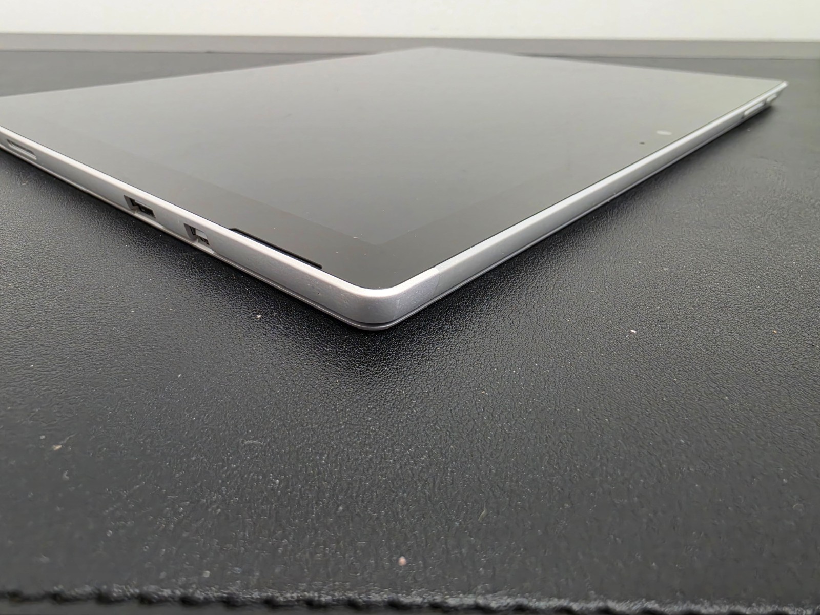Microsoft Surface Pro 6 *1796* i5-8350U 8GB Ram 128GB SSD Win 11 Pro