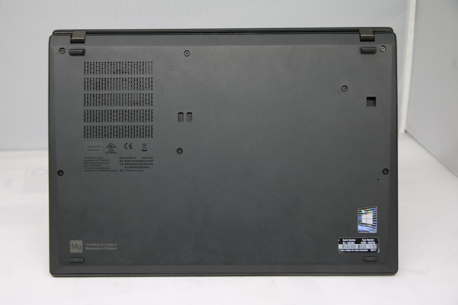 Lenovo ThinkPad X13 Gen 2 – i5-1135G7 – 16GB, 256GB, Windows 11 +Adapter