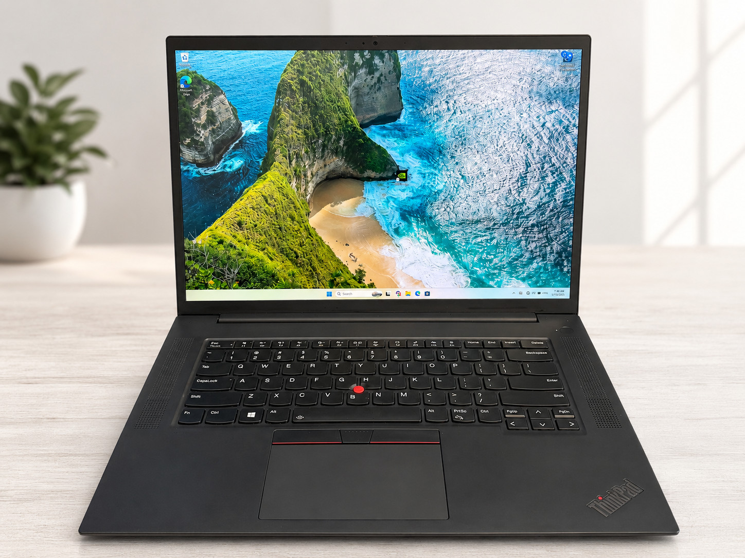 Lenovo ThinkPad P1 Gen 4 i7-11800H 16GB 512GB NVMe T1200 Win11 Pro
